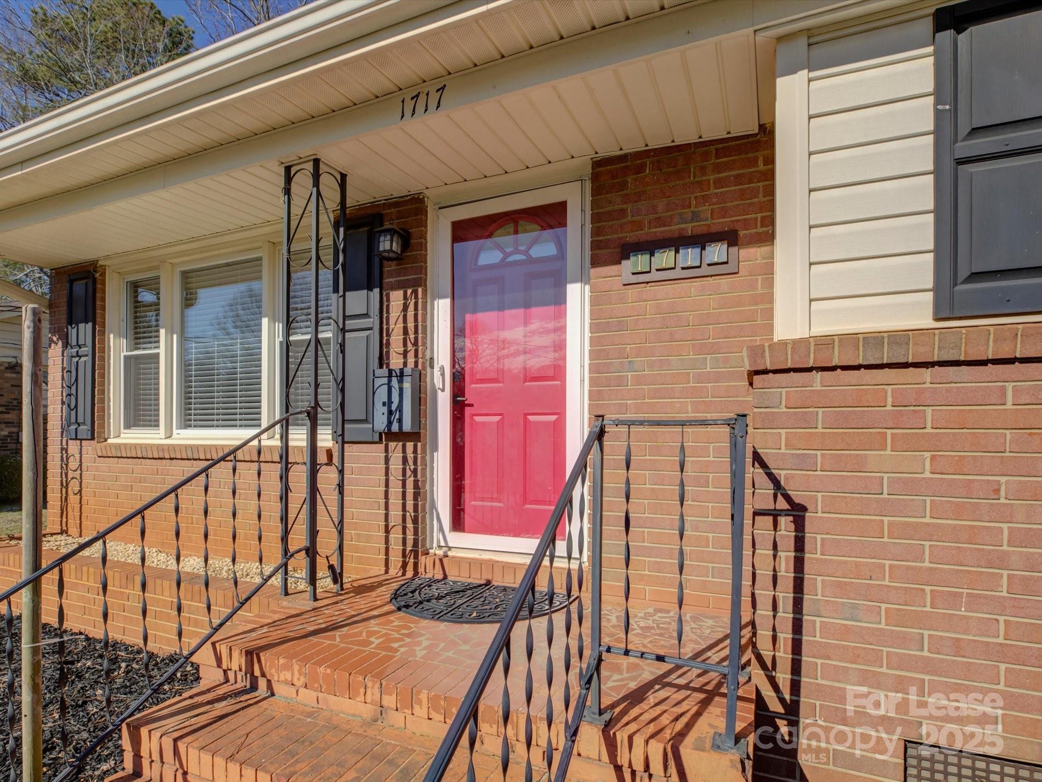 1717 Starbrook Drive