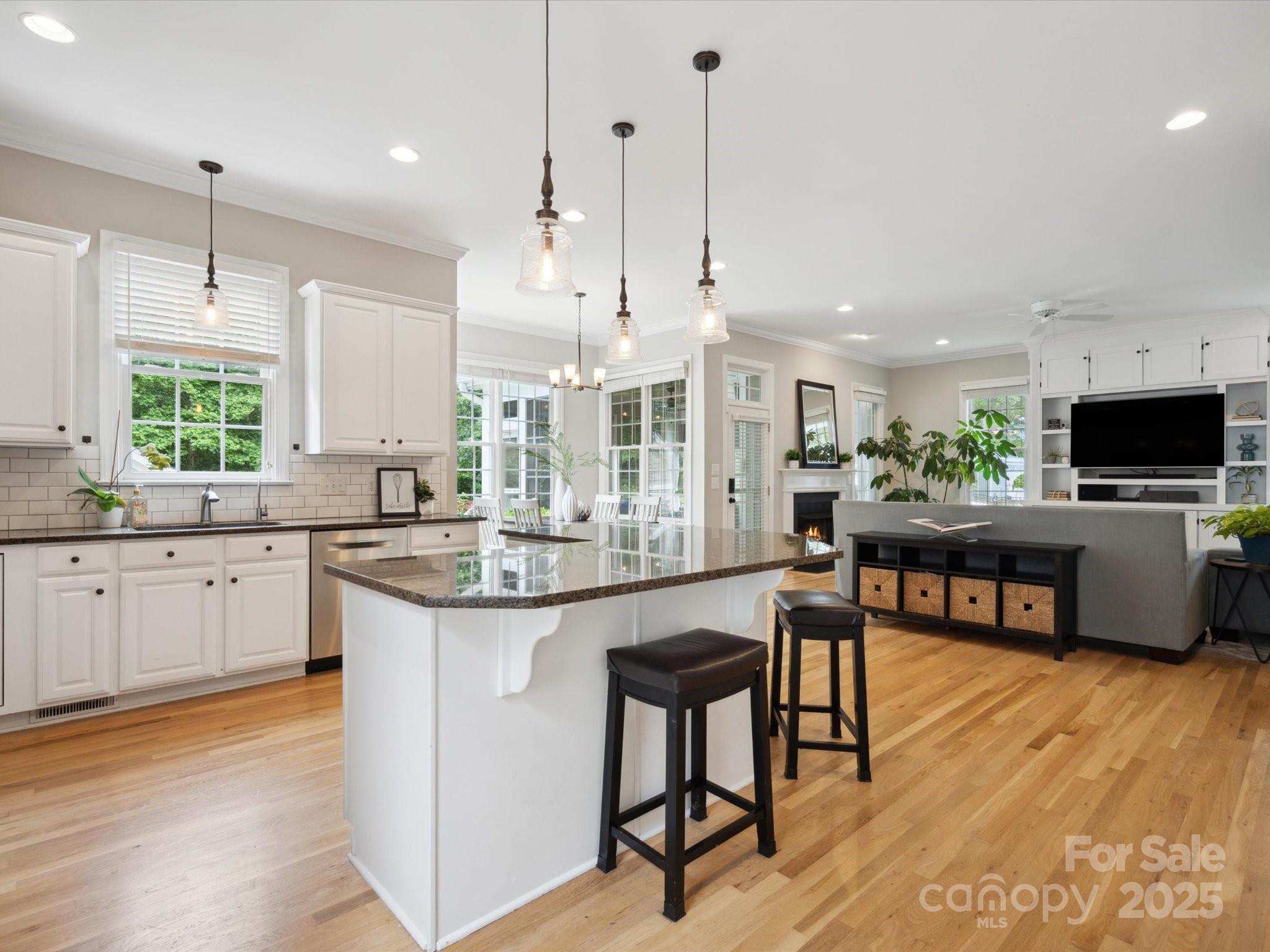 3277 Richards Crossing
