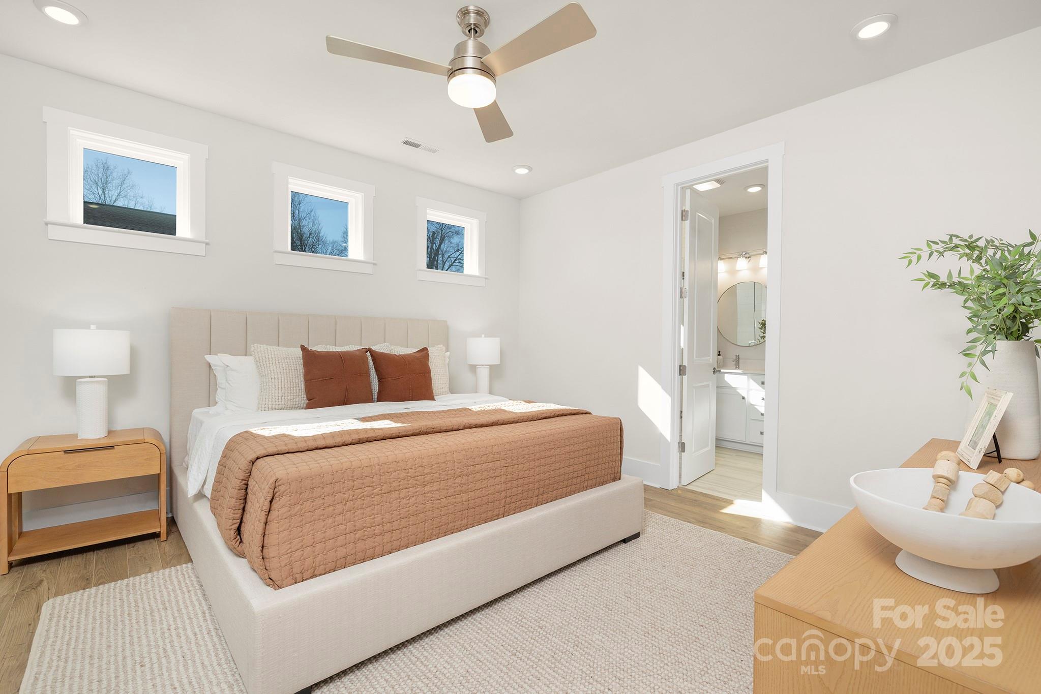 1739 Dunloe Street Unit: 8242