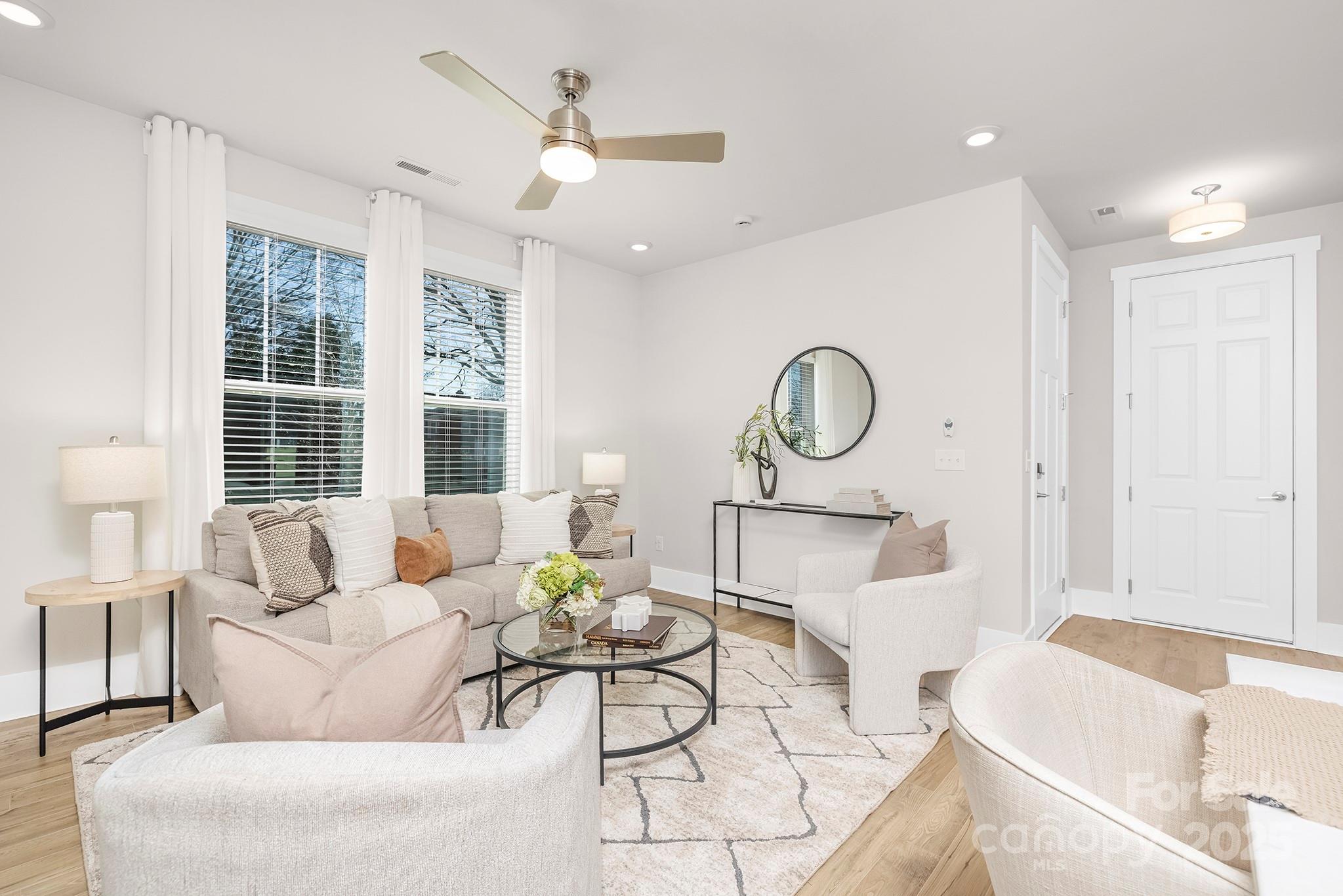 1739 Dunloe Street Unit: 8242