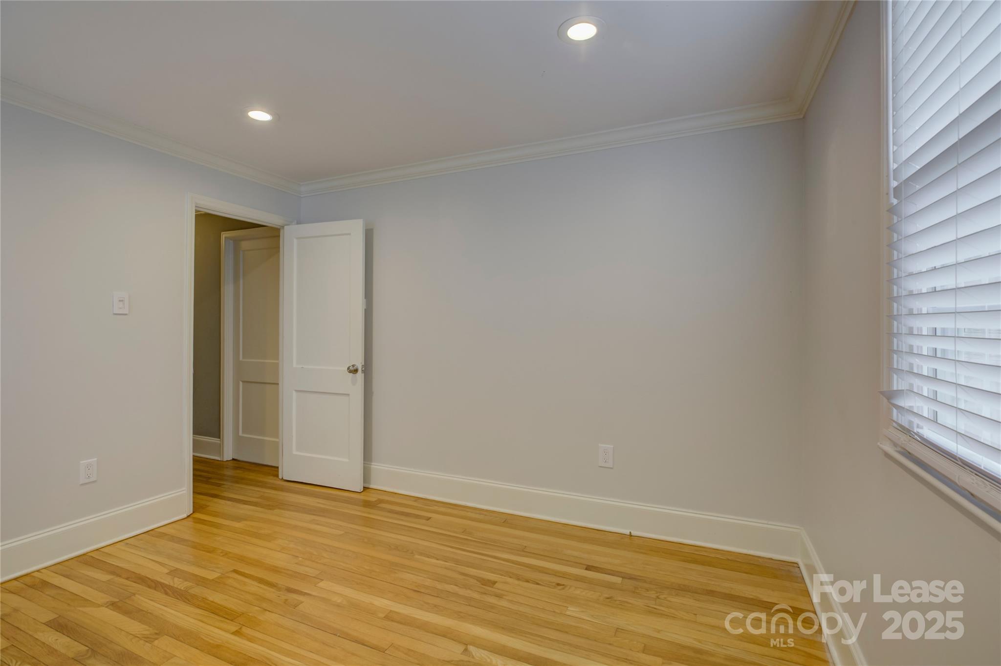 1413 Seneca Place