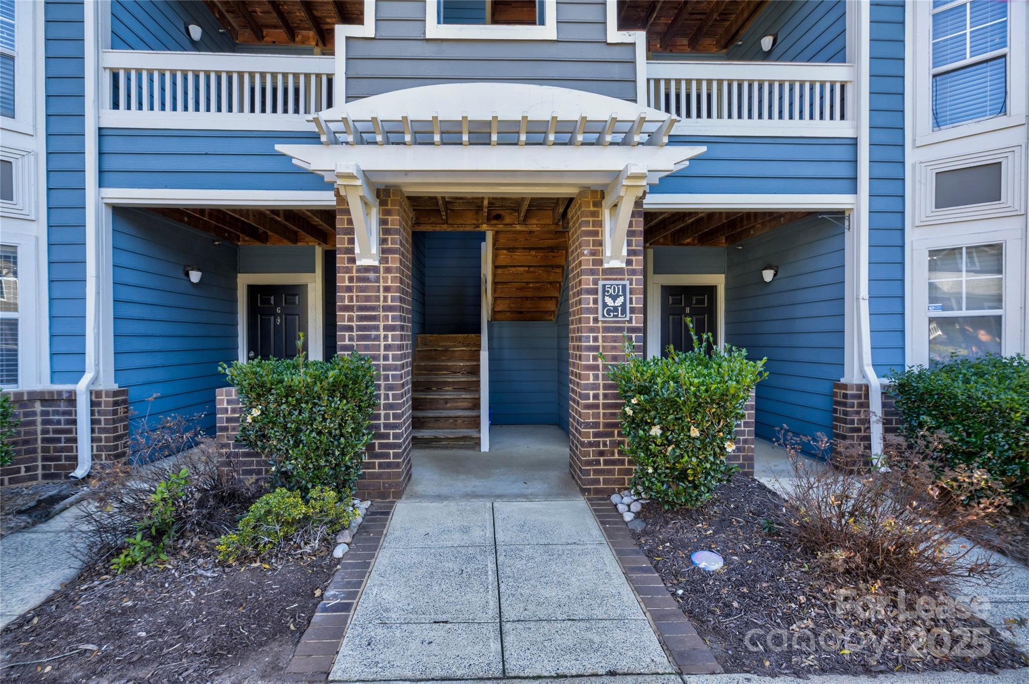 501 Olmsted Park Place Unit: I