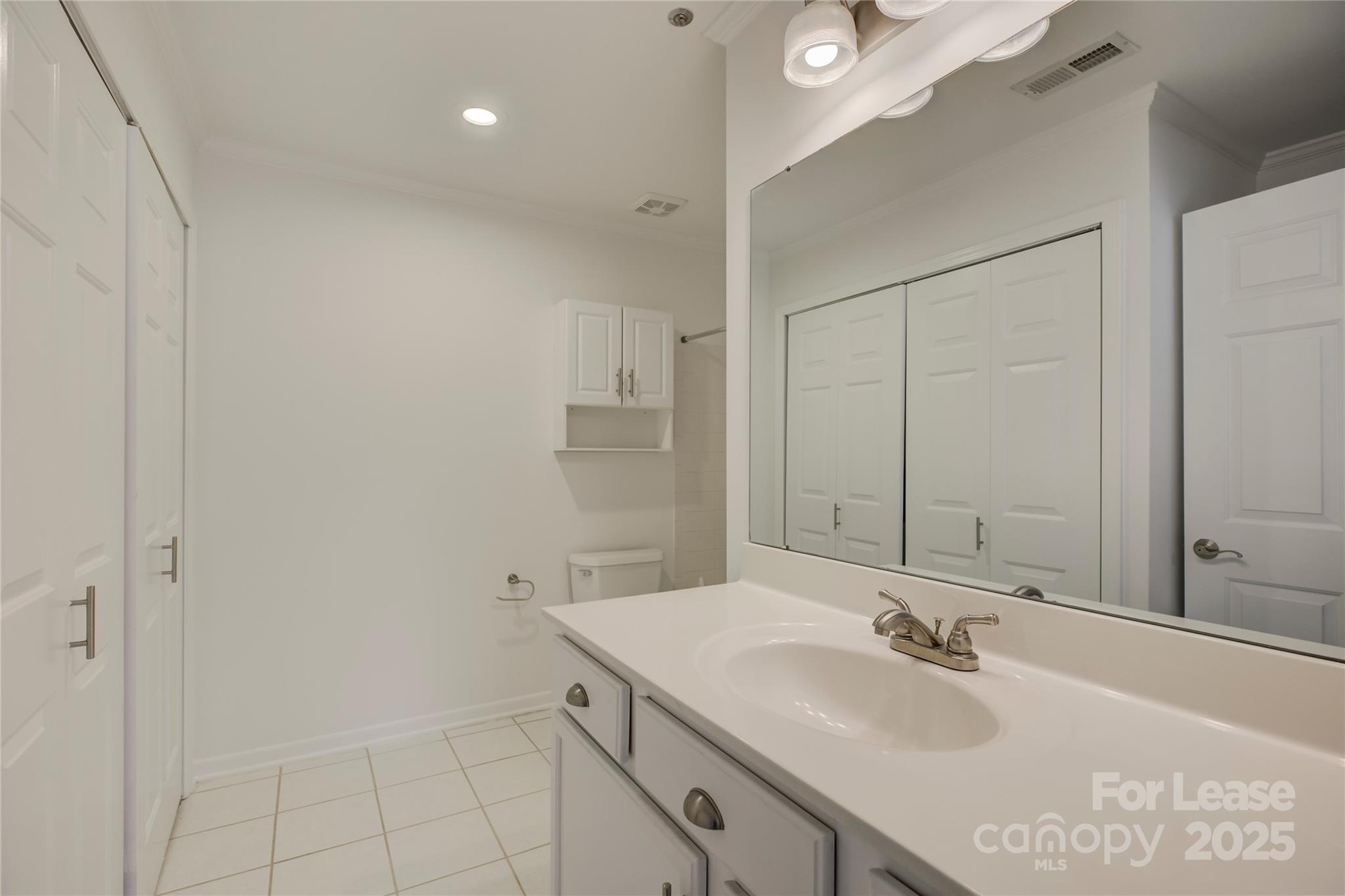 501 Olmsted Park Place Unit: I