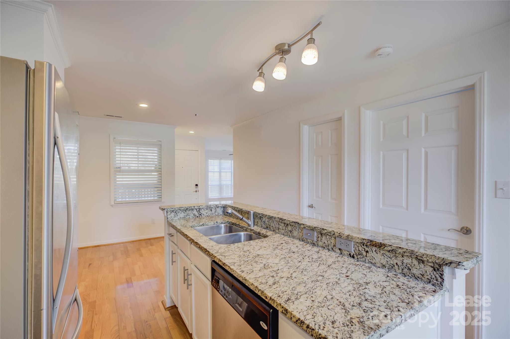 501 Olmsted Park Place Unit: I