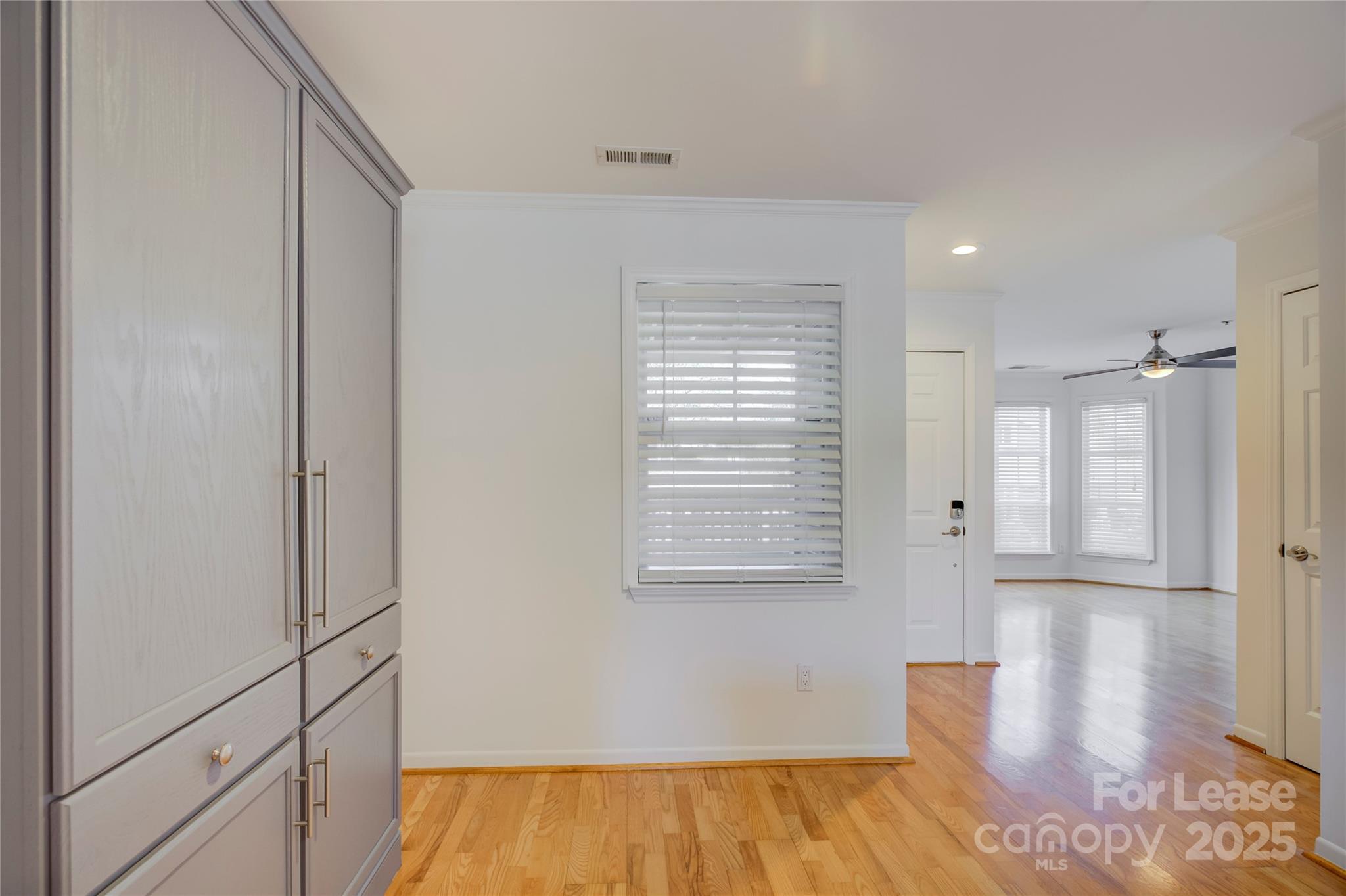 501 Olmsted Park Place Unit: I