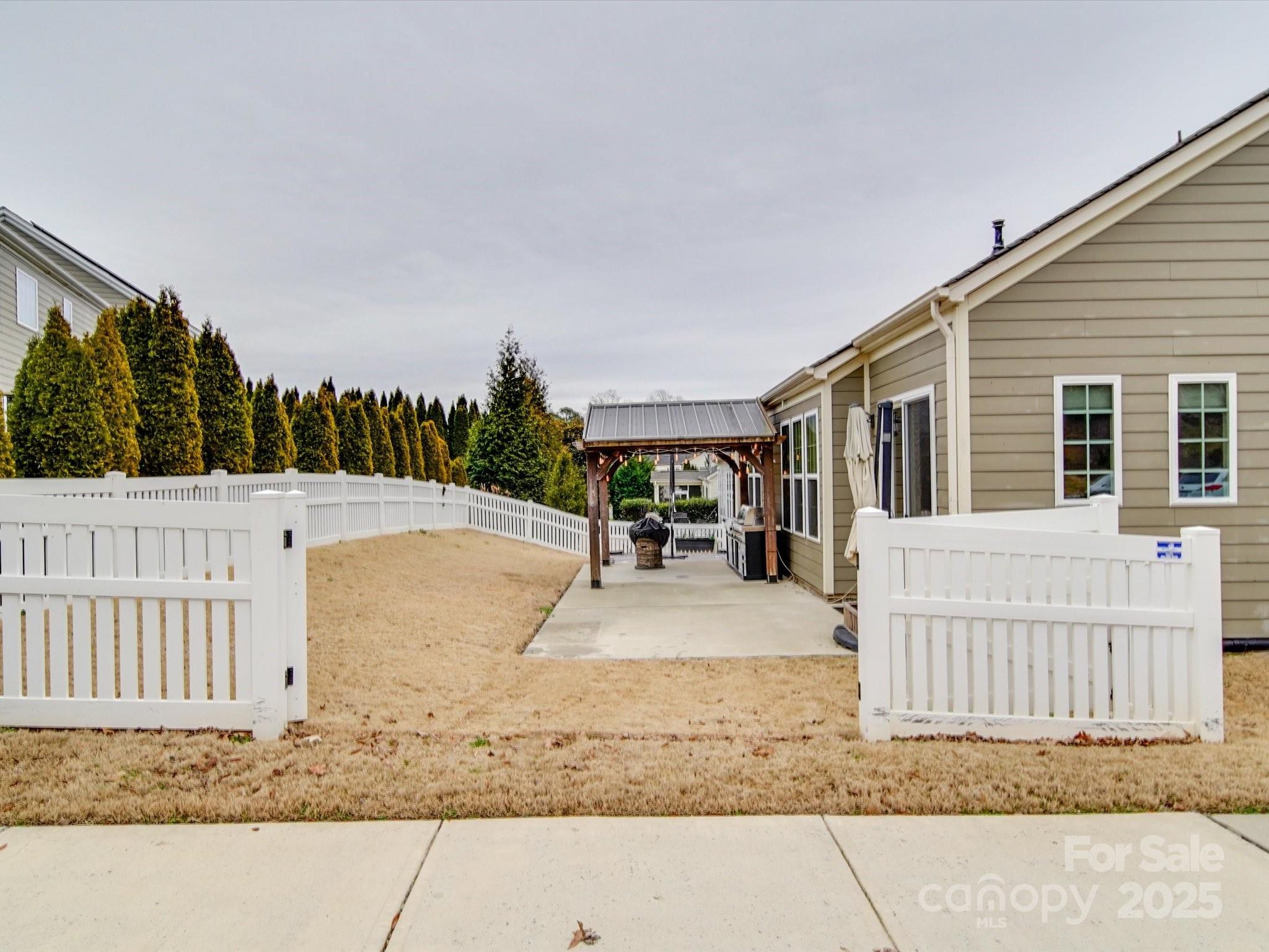 105 Blossom Ridge Drive