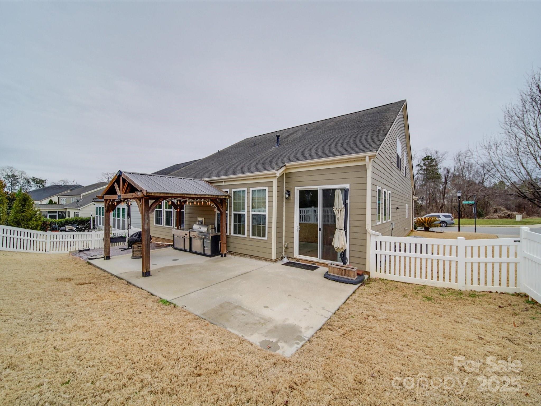 105 Blossom Ridge Drive