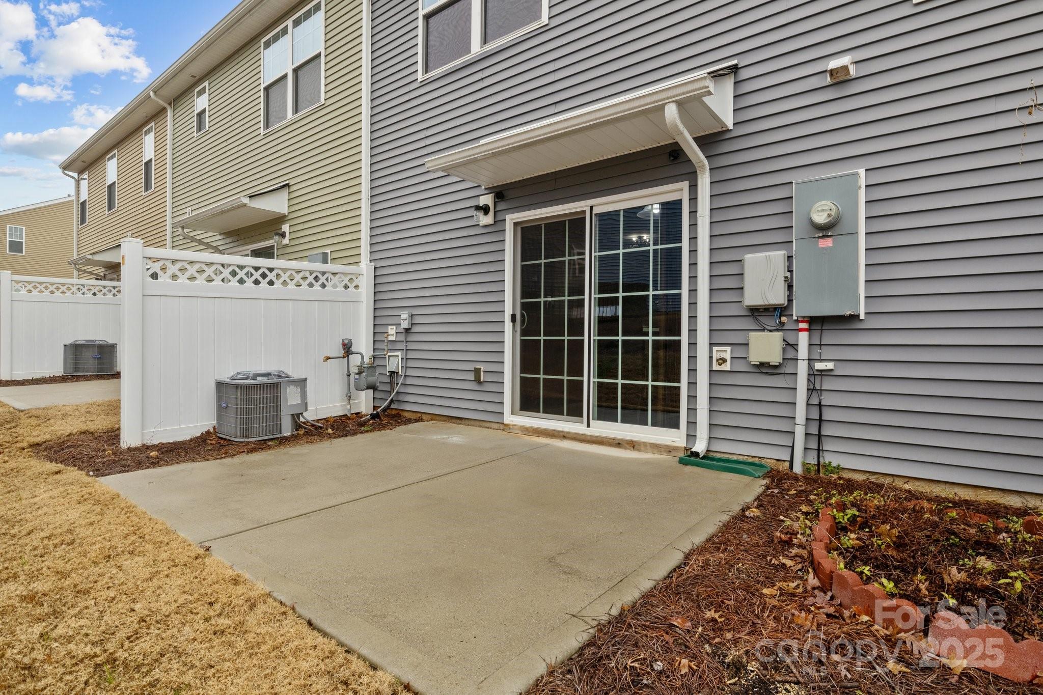 6414 Revolutionary Trail