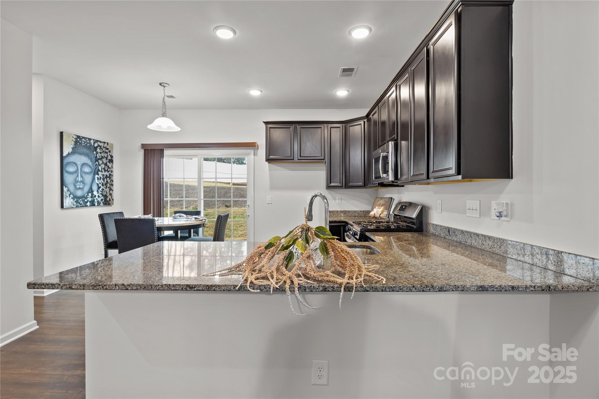 6414 Revolutionary Trail