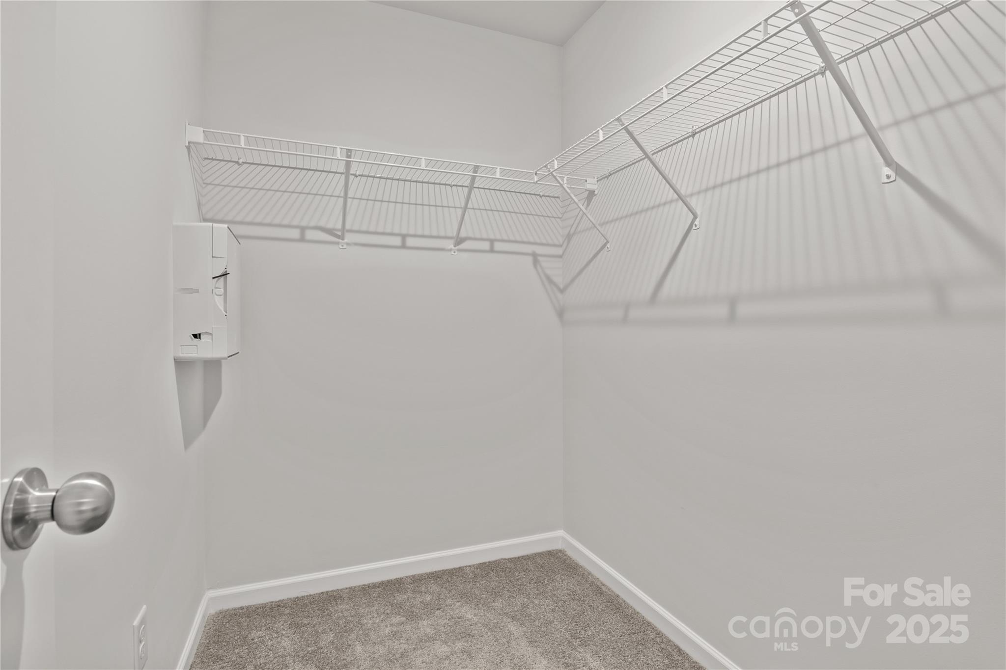 6414 Revolutionary Trail