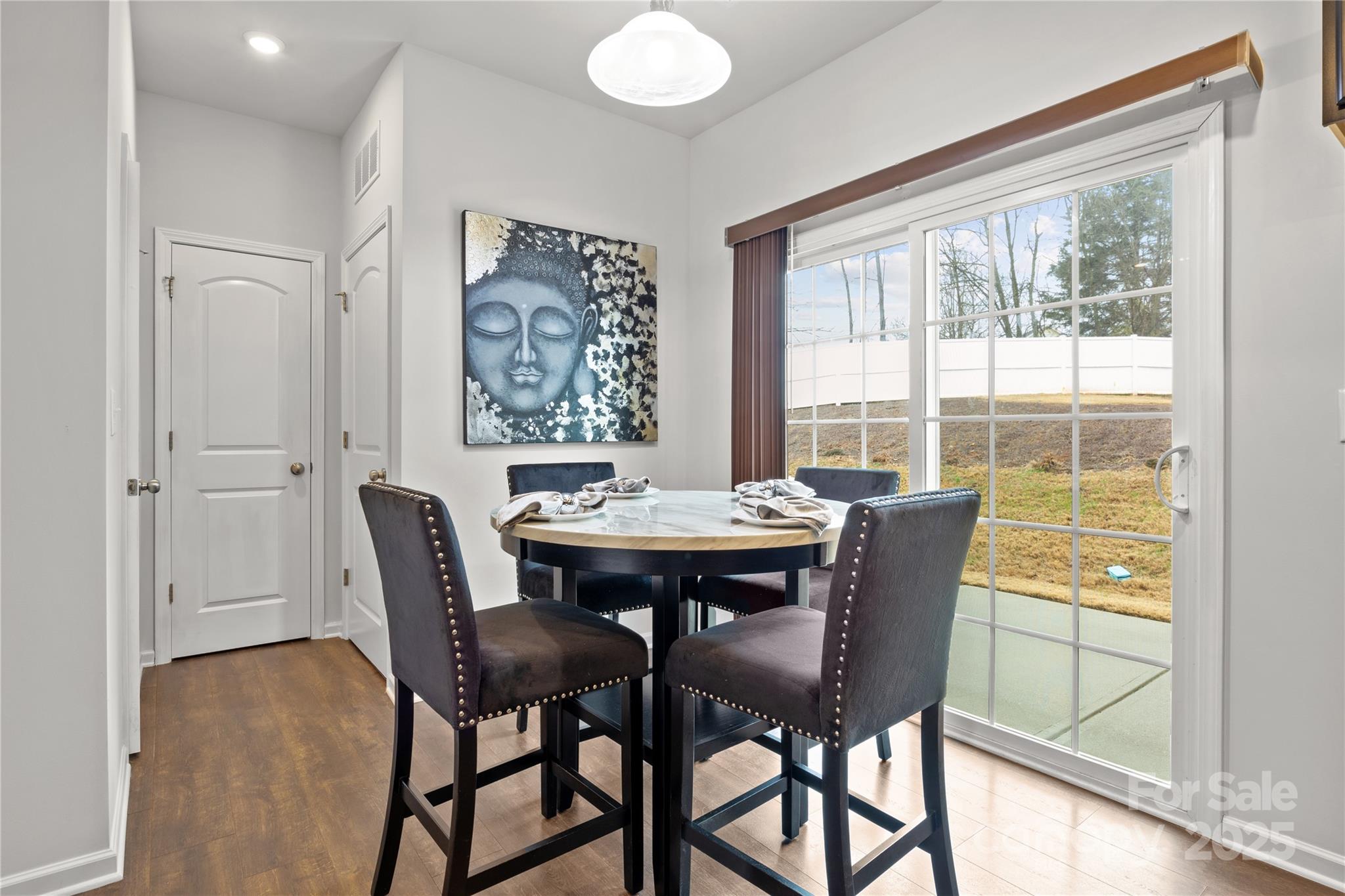 6414 Revolutionary Trail