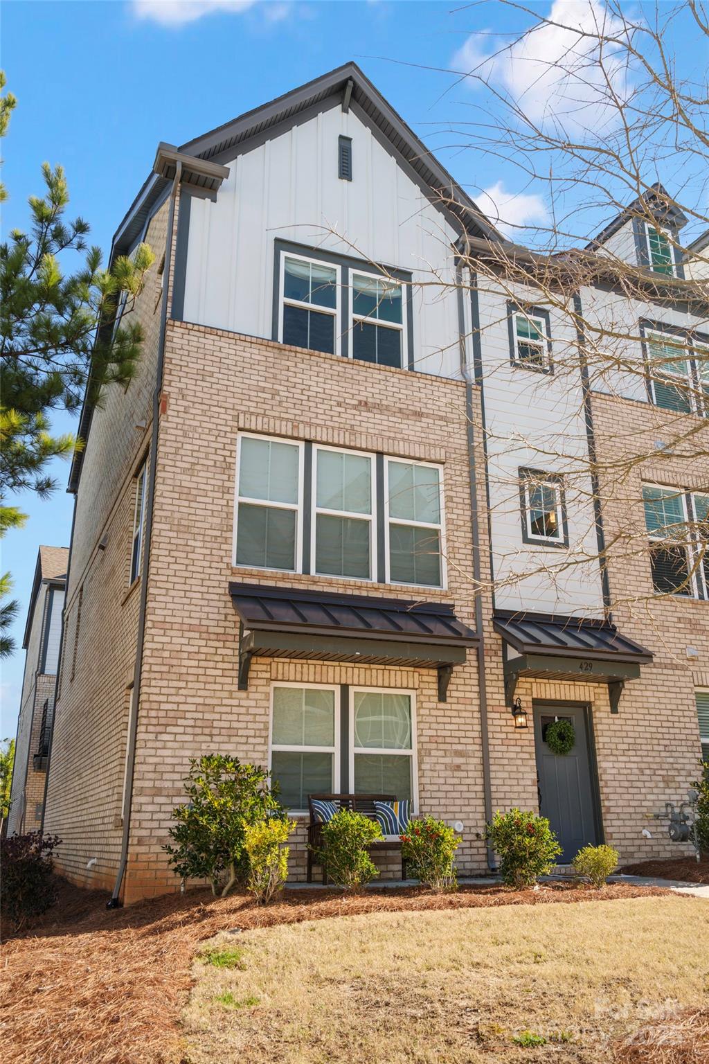 429 Grey Reagan Trail