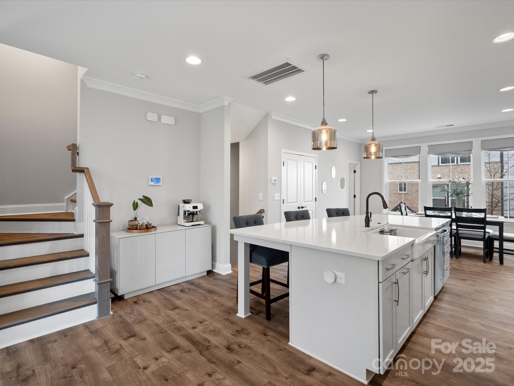 429 Grey Reagan Trail