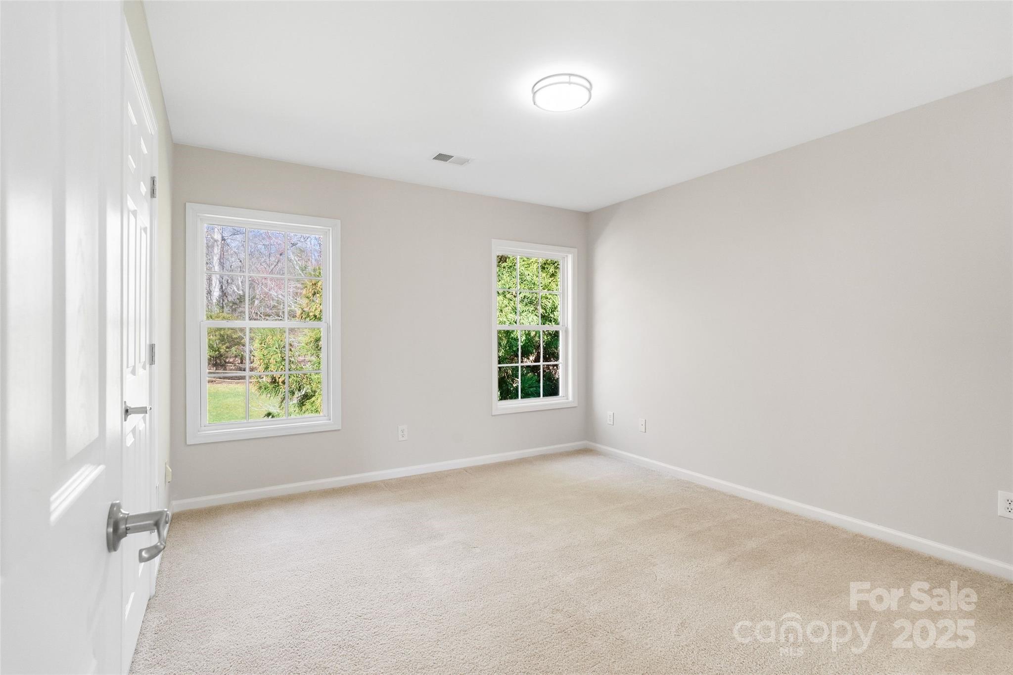 2000 Willowcrest Drive