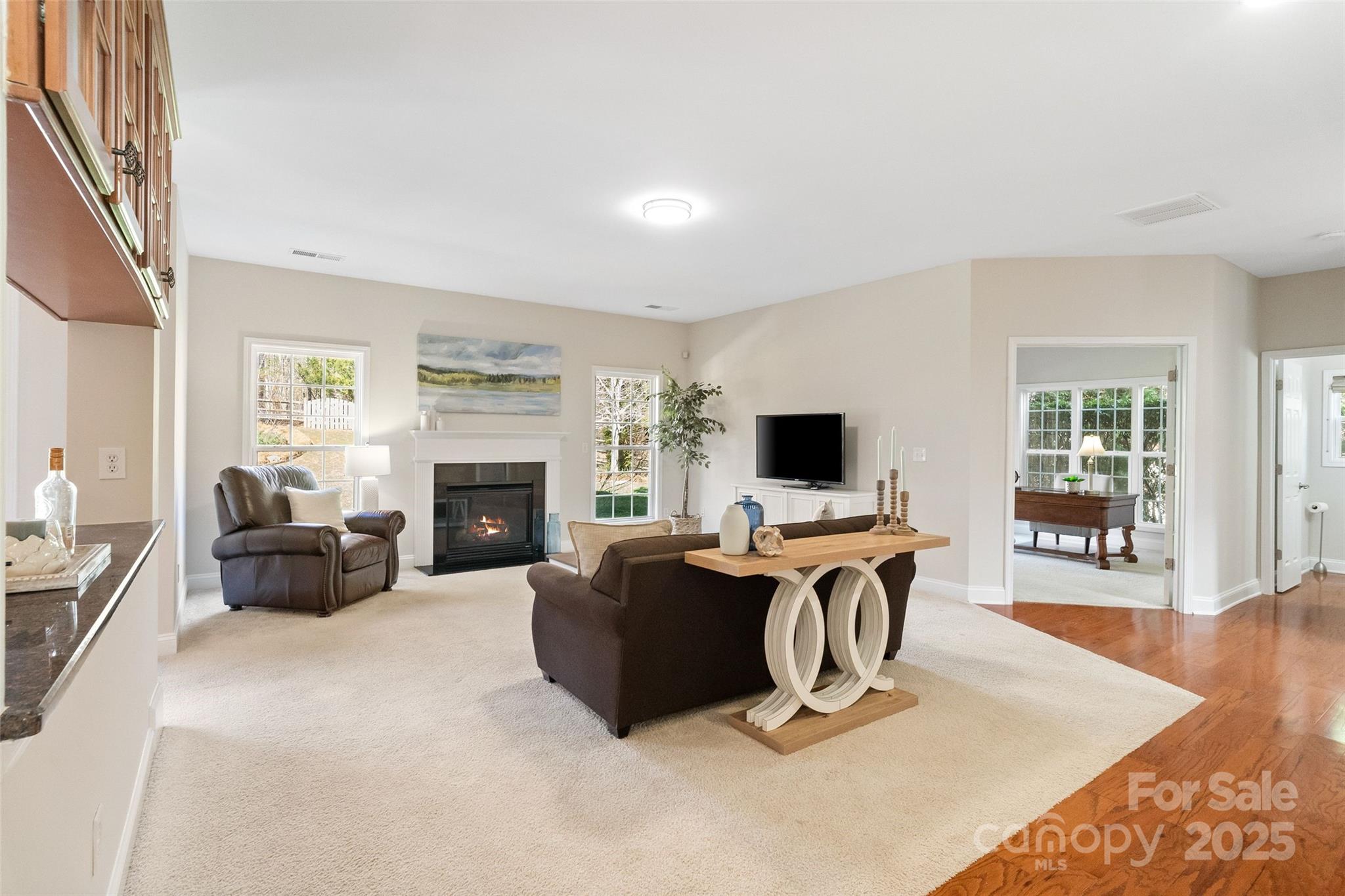 2000 Willowcrest Drive