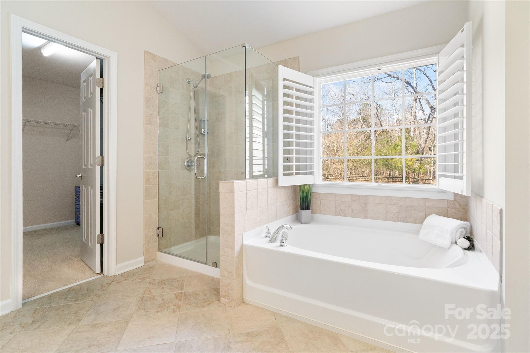 2000 Willowcrest Drive