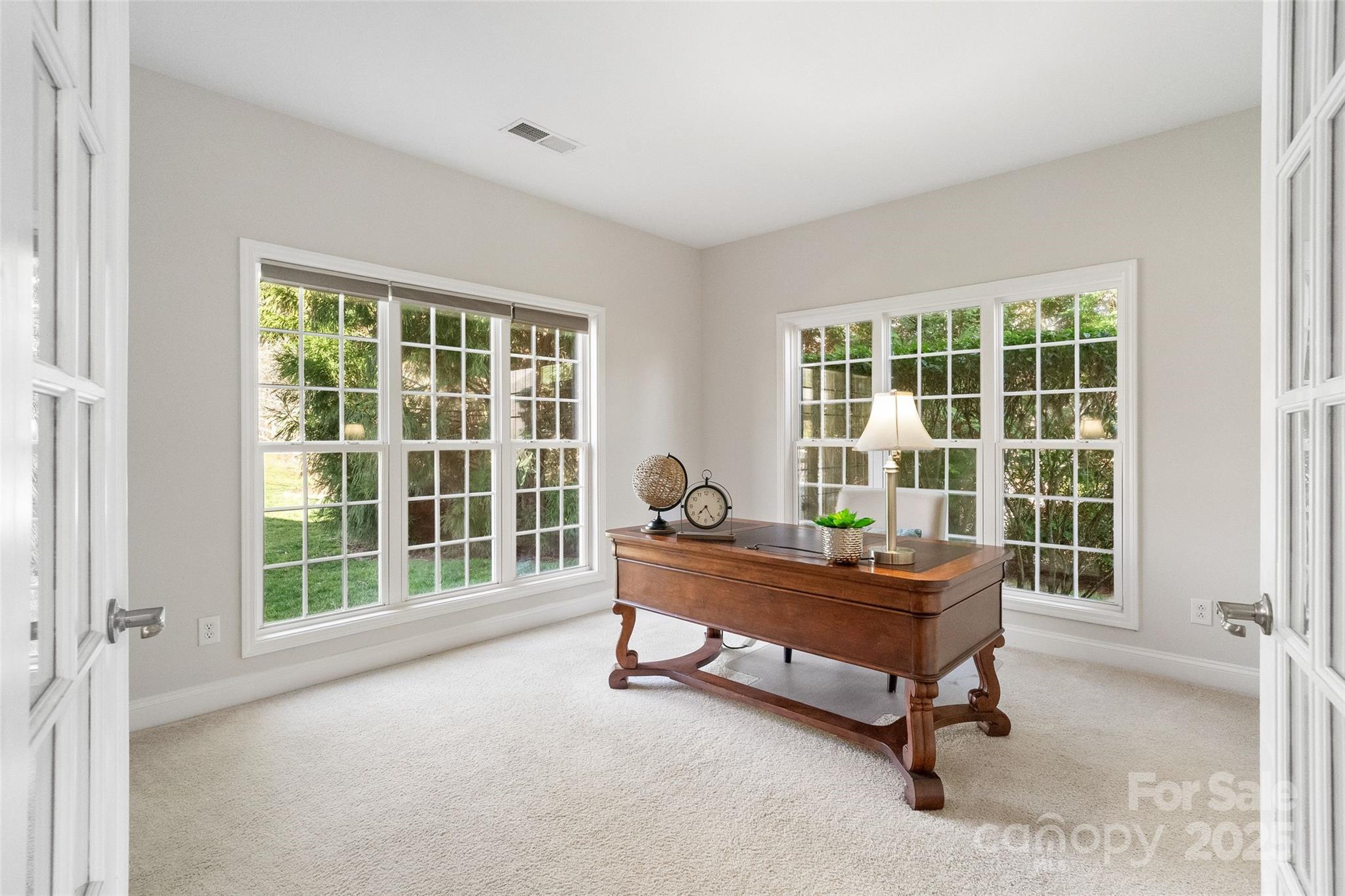 2000 Willowcrest Drive