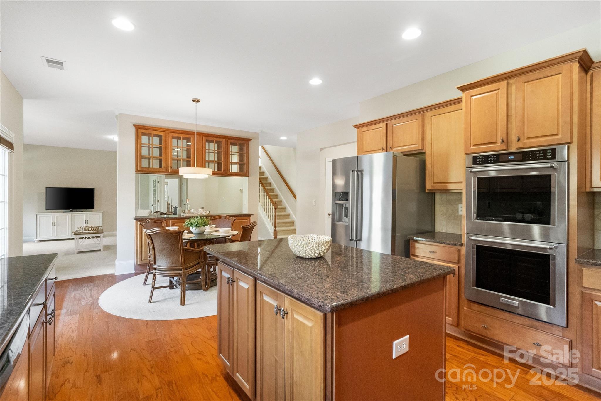 2000 Willowcrest Drive
