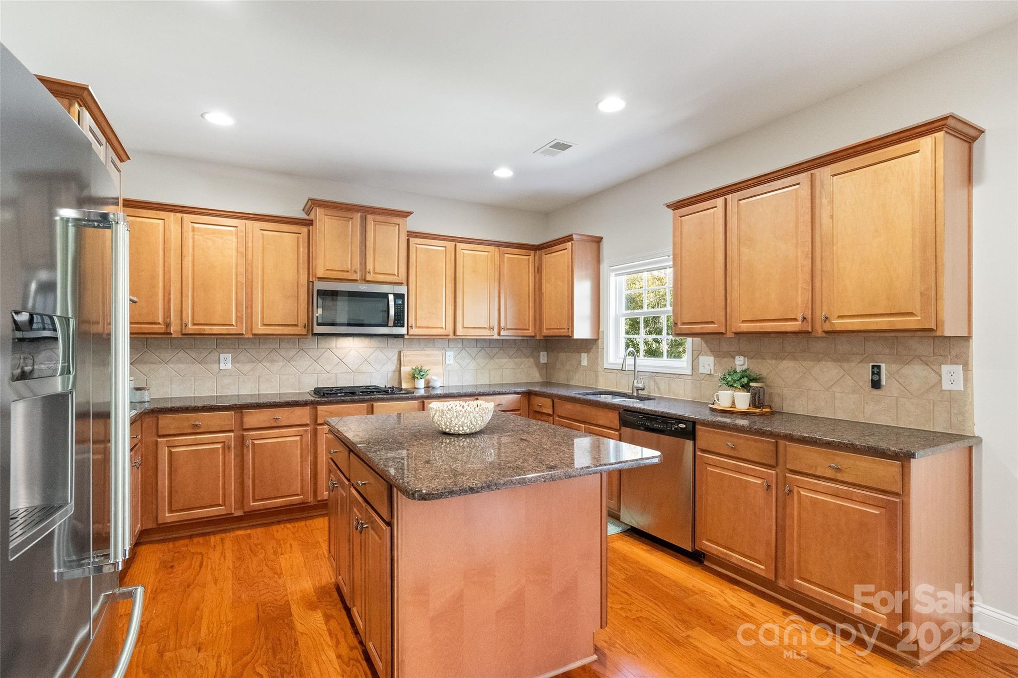 2000 Willowcrest Drive