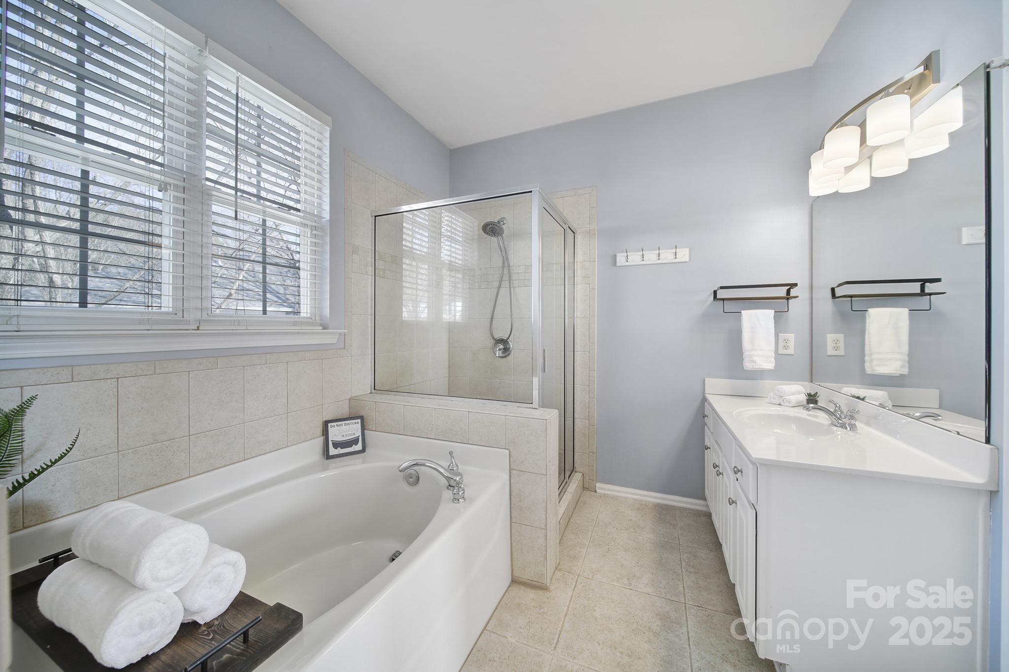 2399 Woodridge Drive