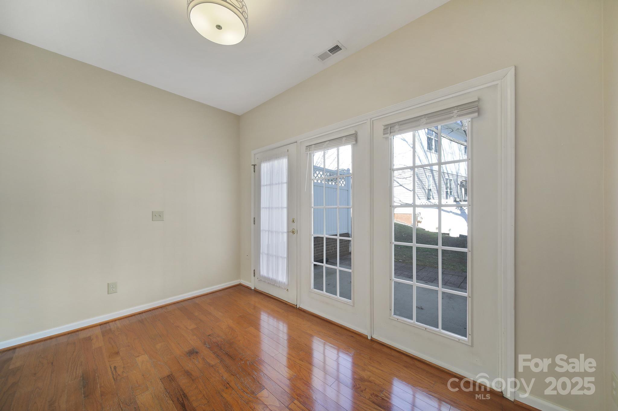 2399 Woodridge Drive