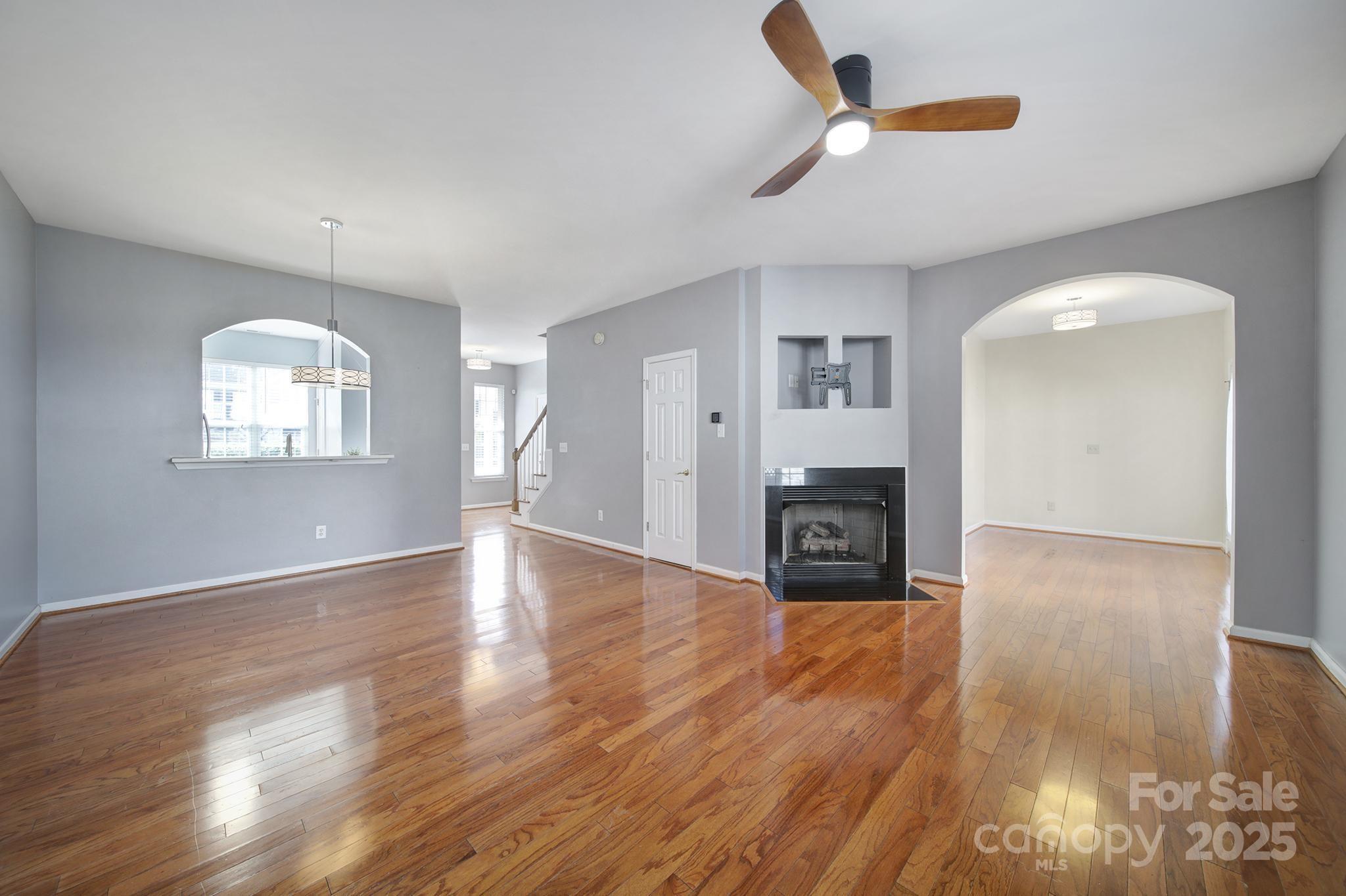 2399 Woodridge Drive