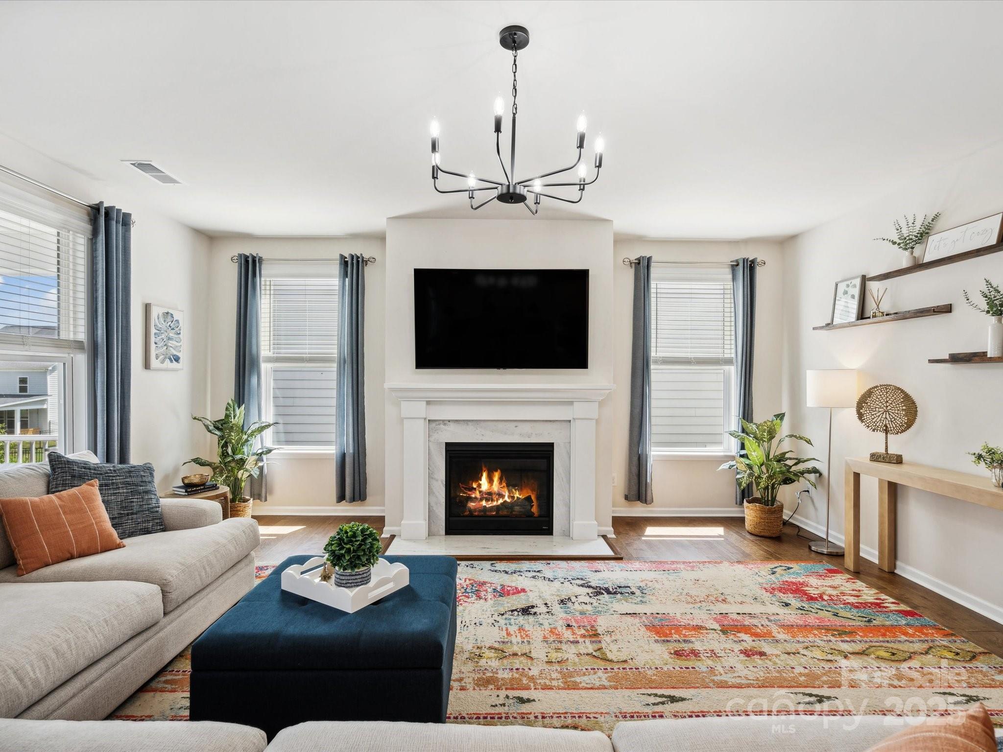 924 Stebbins Drive