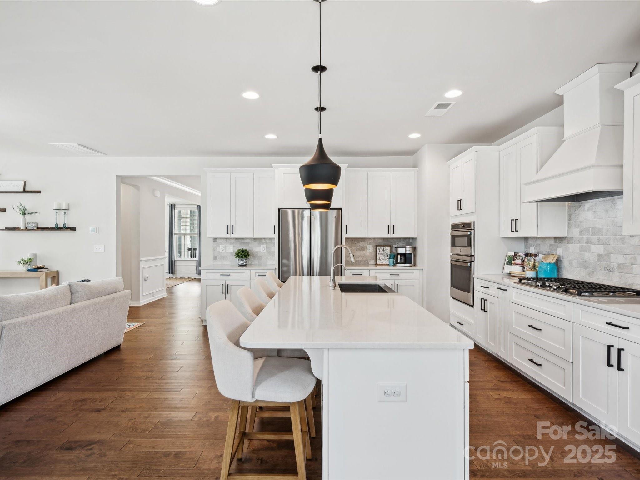 924 Stebbins Drive