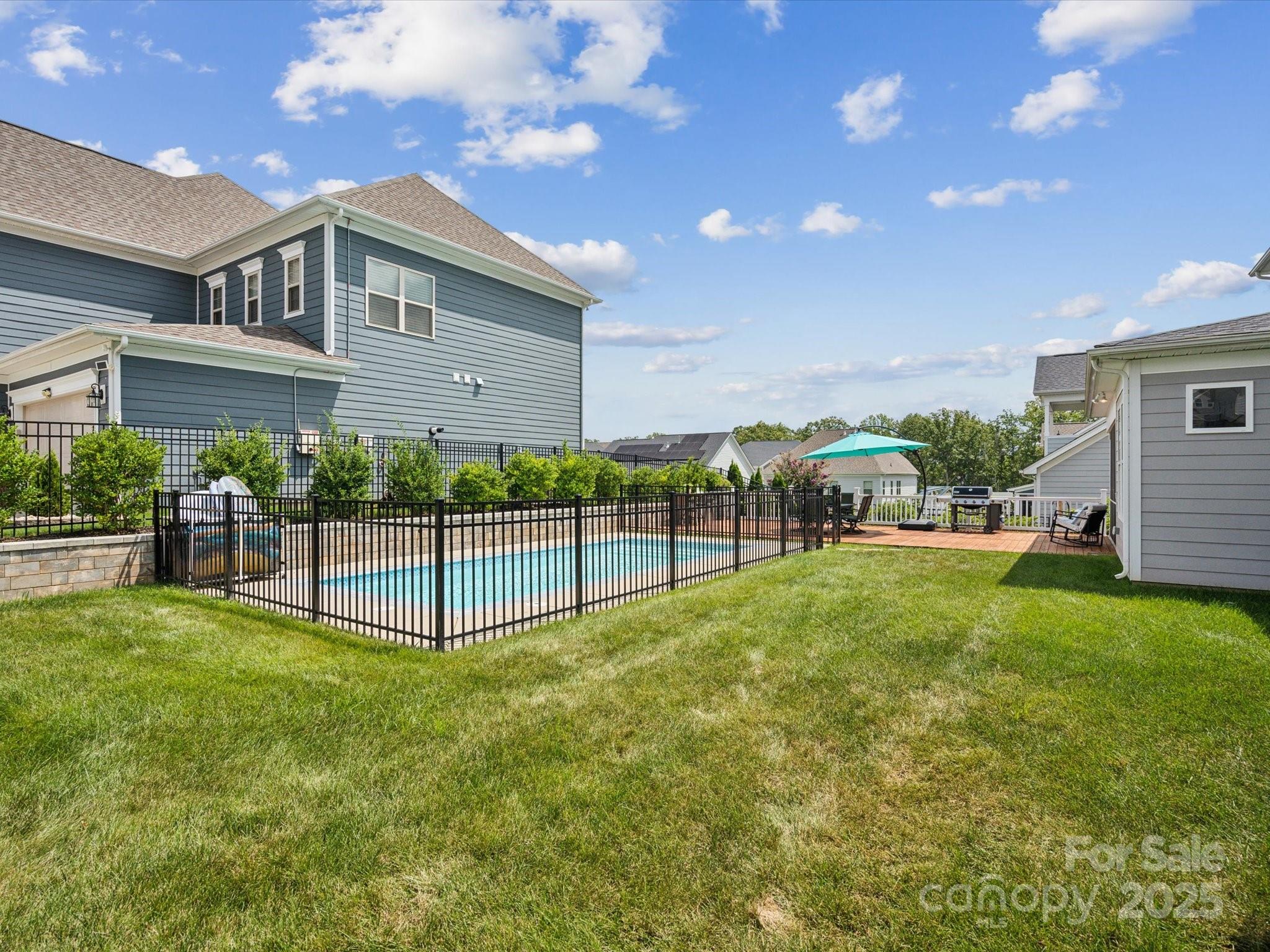 924 Stebbins Drive