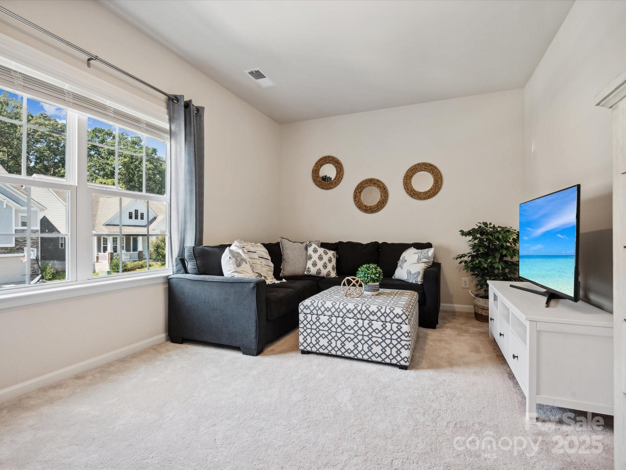 924 Stebbins Drive