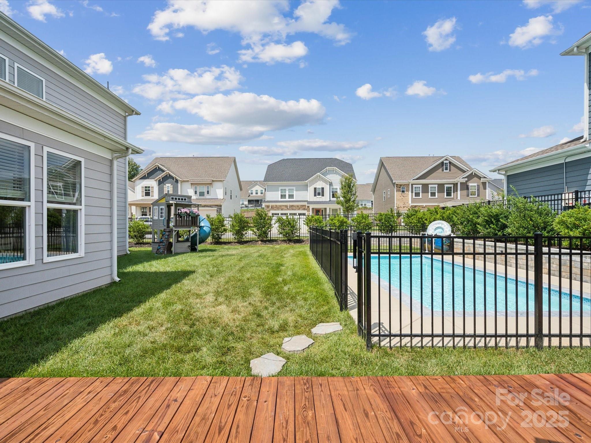924 Stebbins Drive