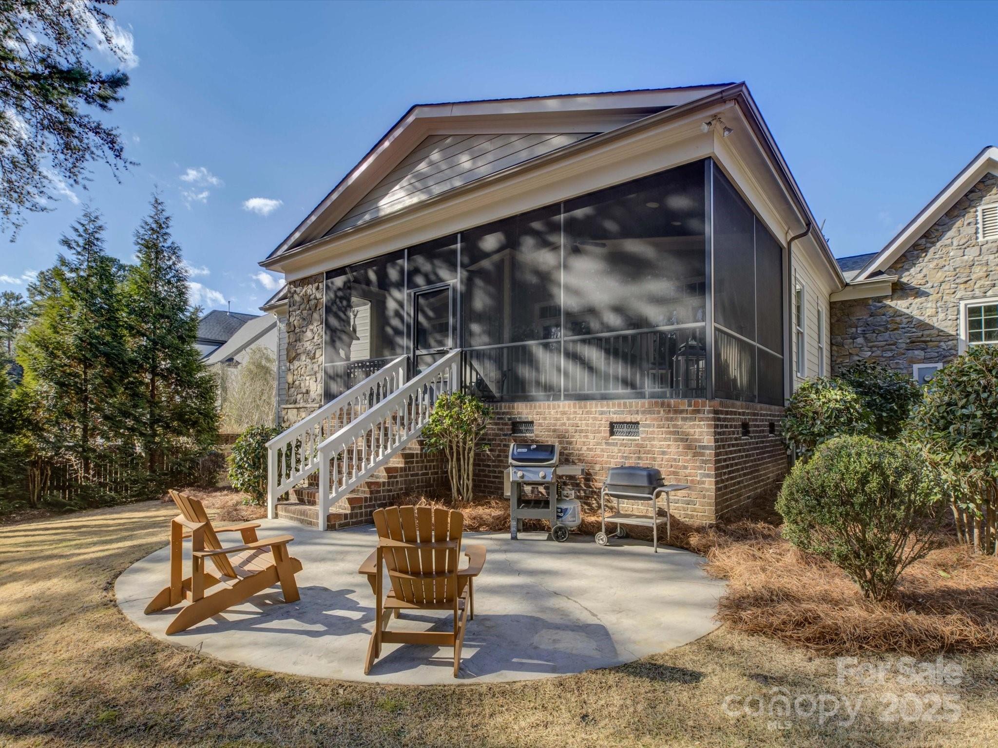 779 Harvest Pointe Drive