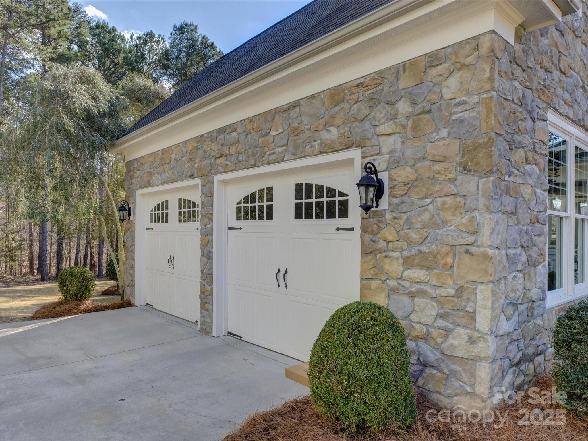 779 Harvest Pointe Drive