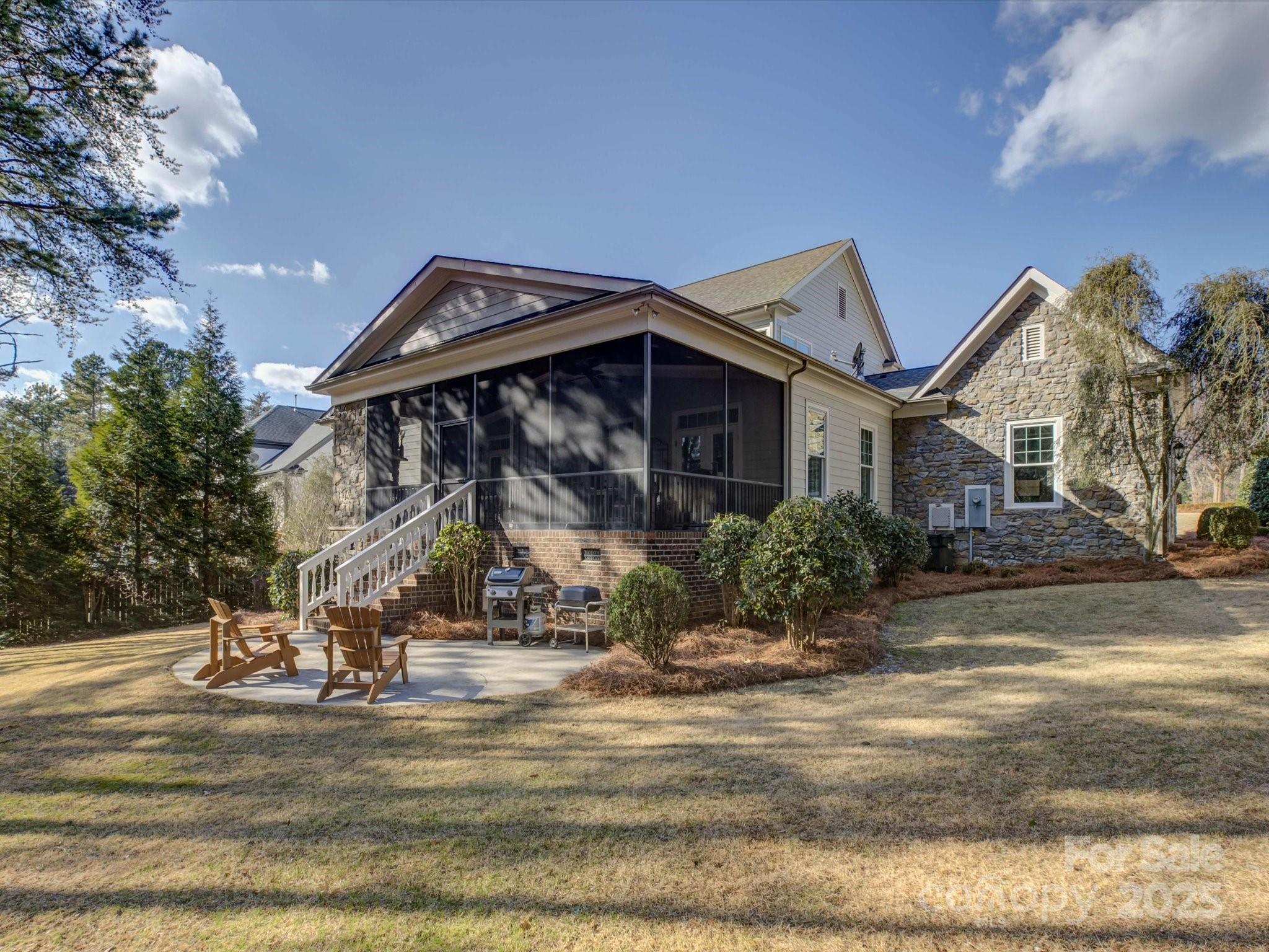 779 Harvest Pointe Drive