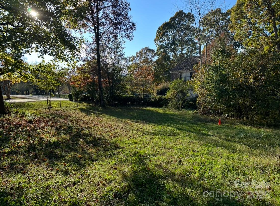 255 Heritage Boulevard