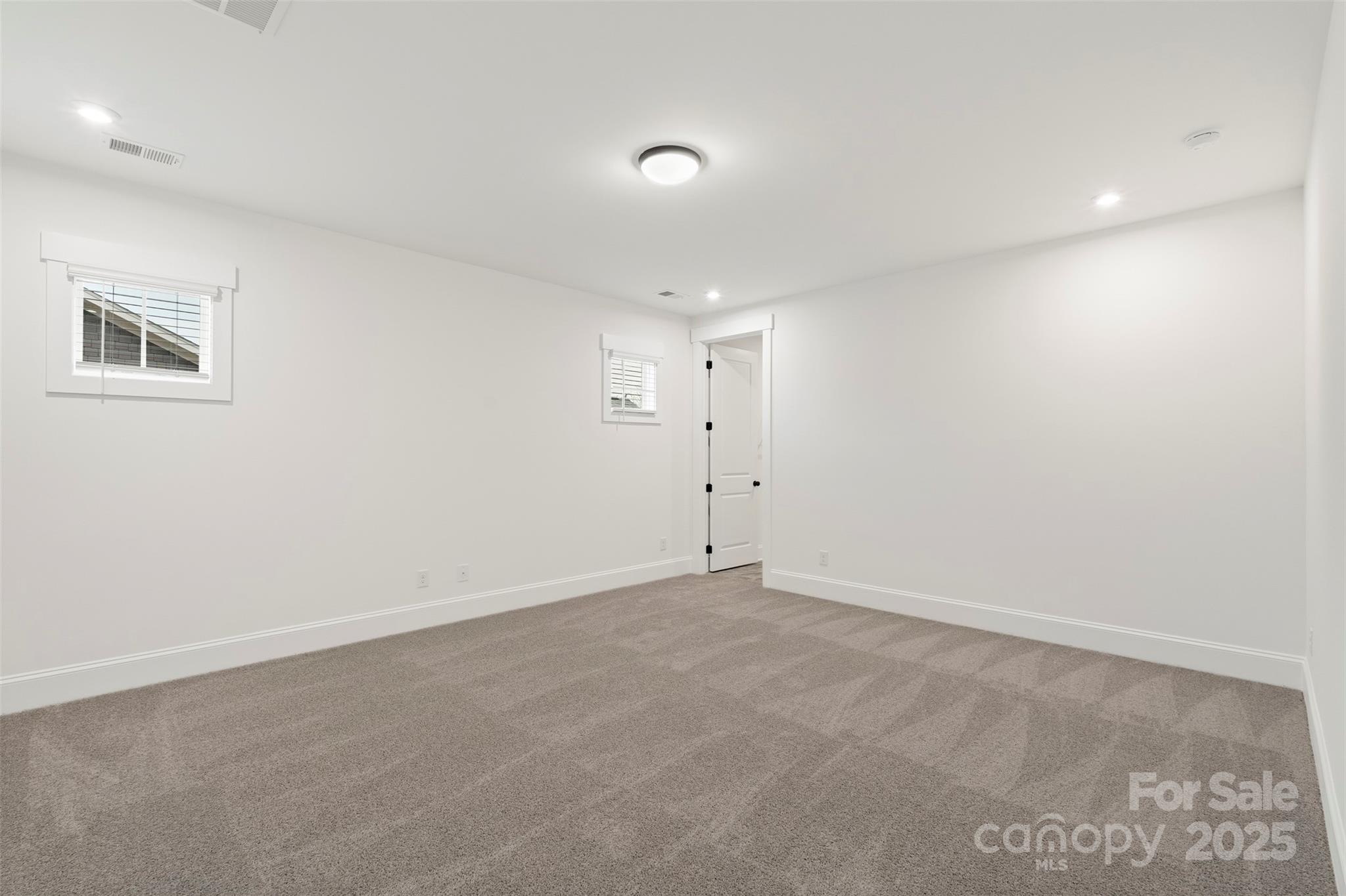 263 Luray Way Unit: 444