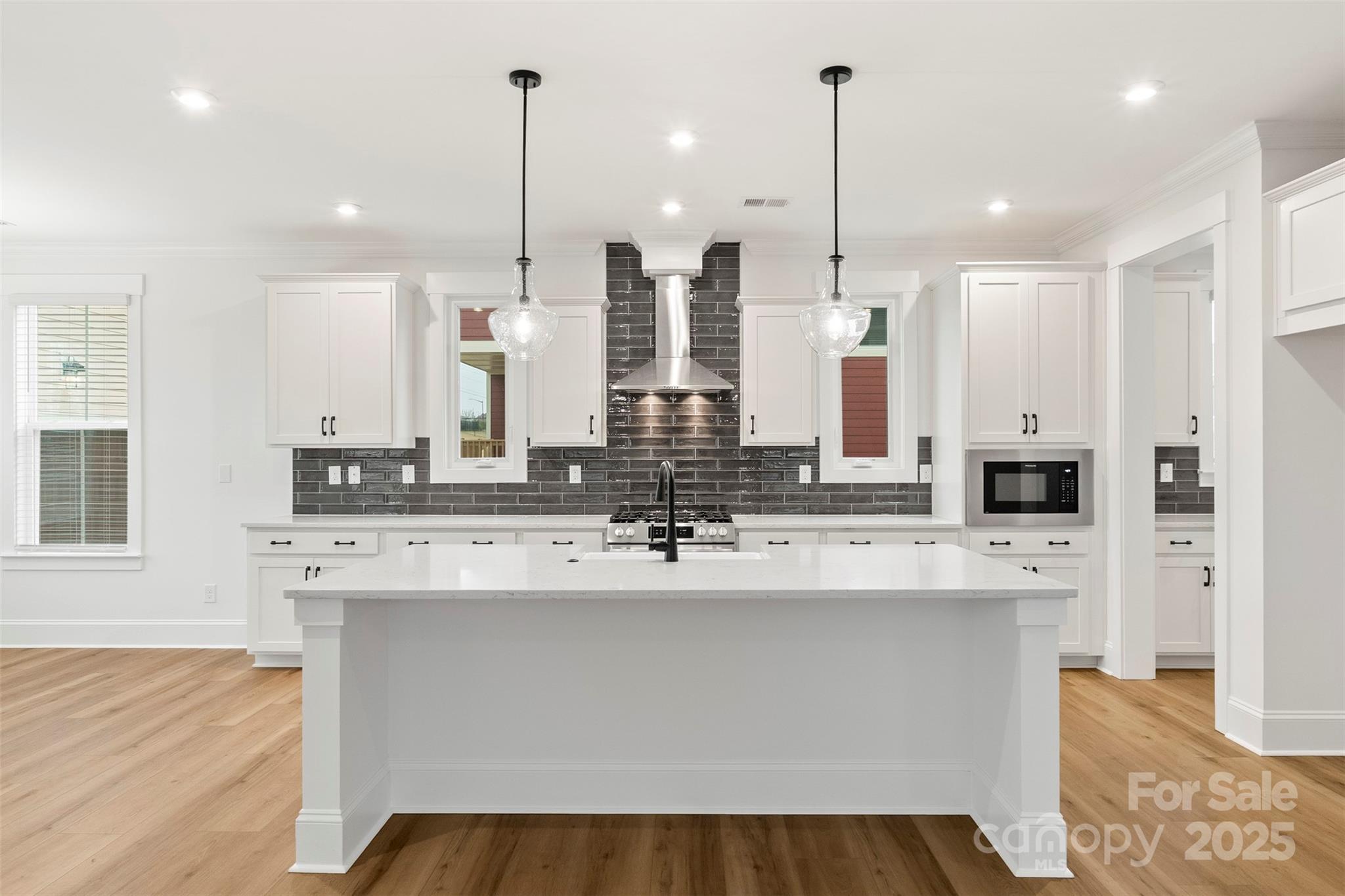 263 Luray Way Unit: 444
