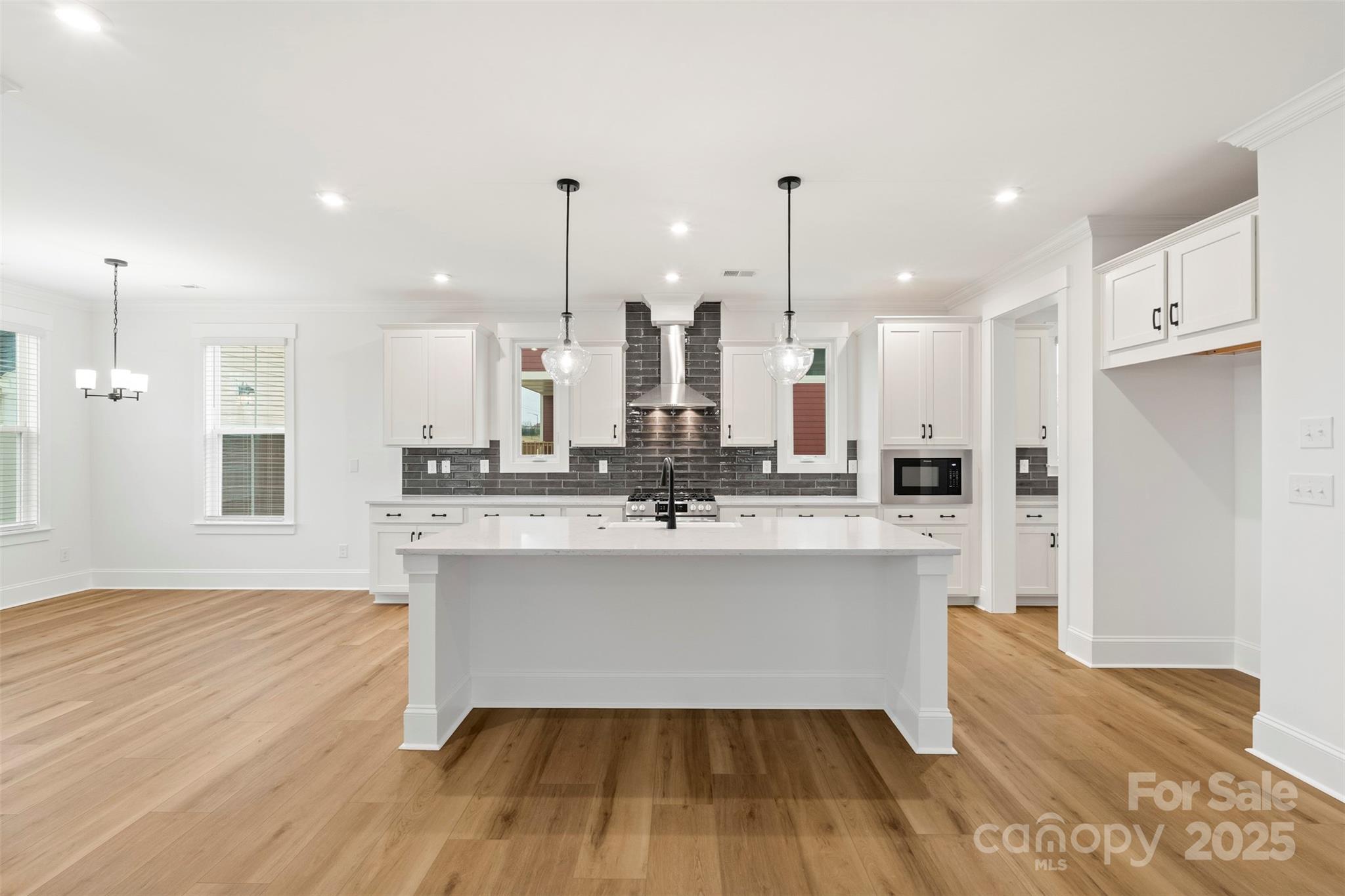 263 Luray Way Unit: 444