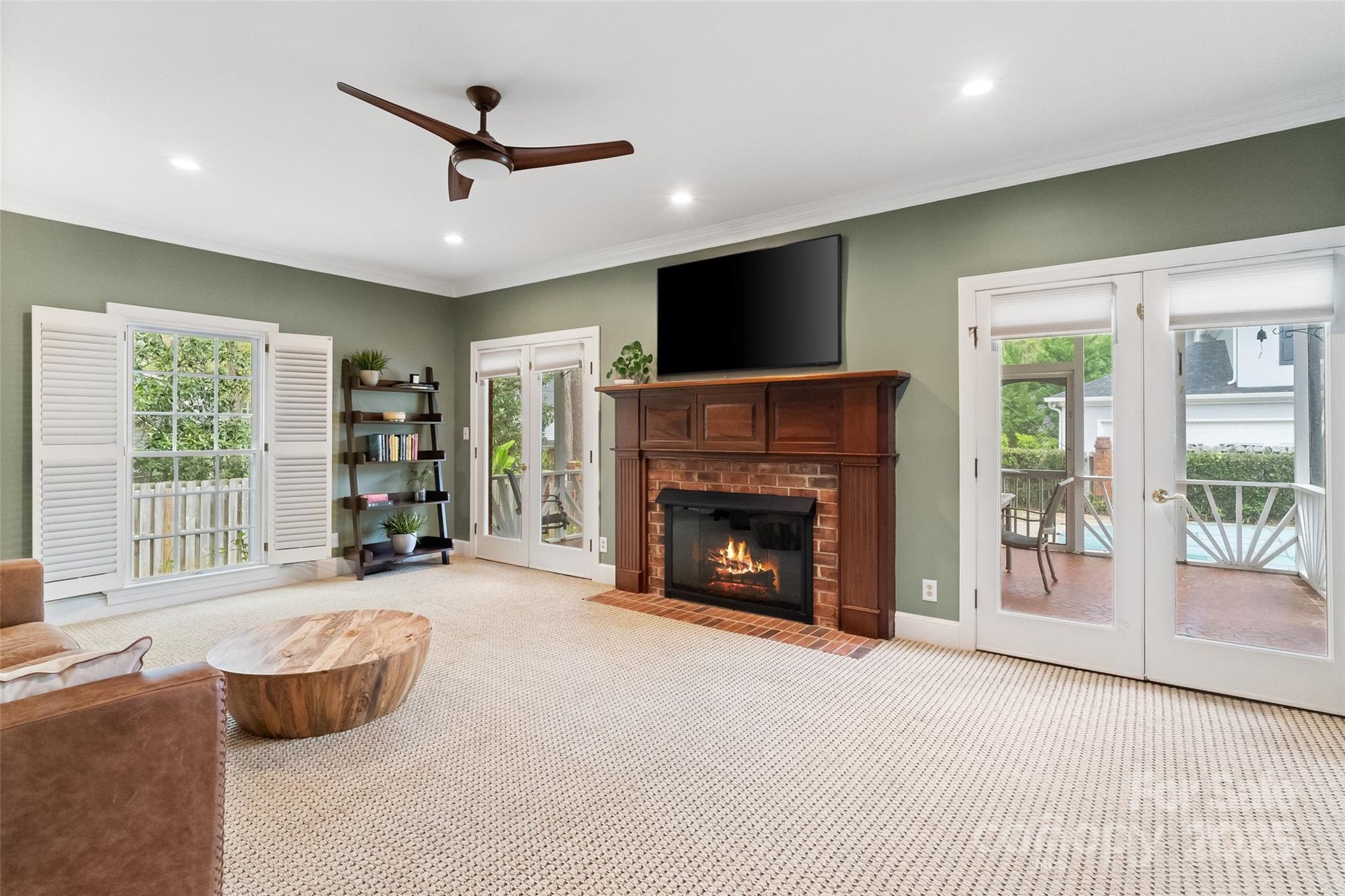 1736 Cavendale Drive