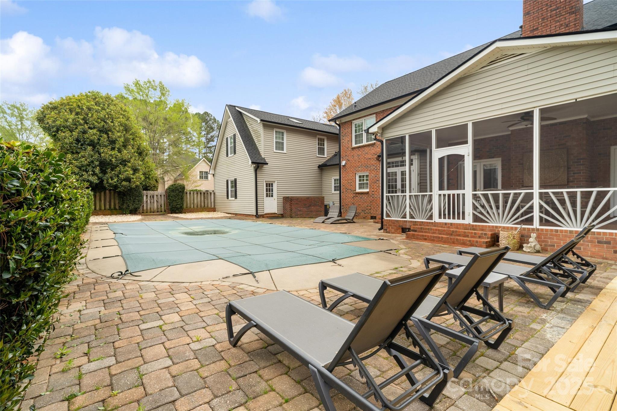1736 Cavendale Drive