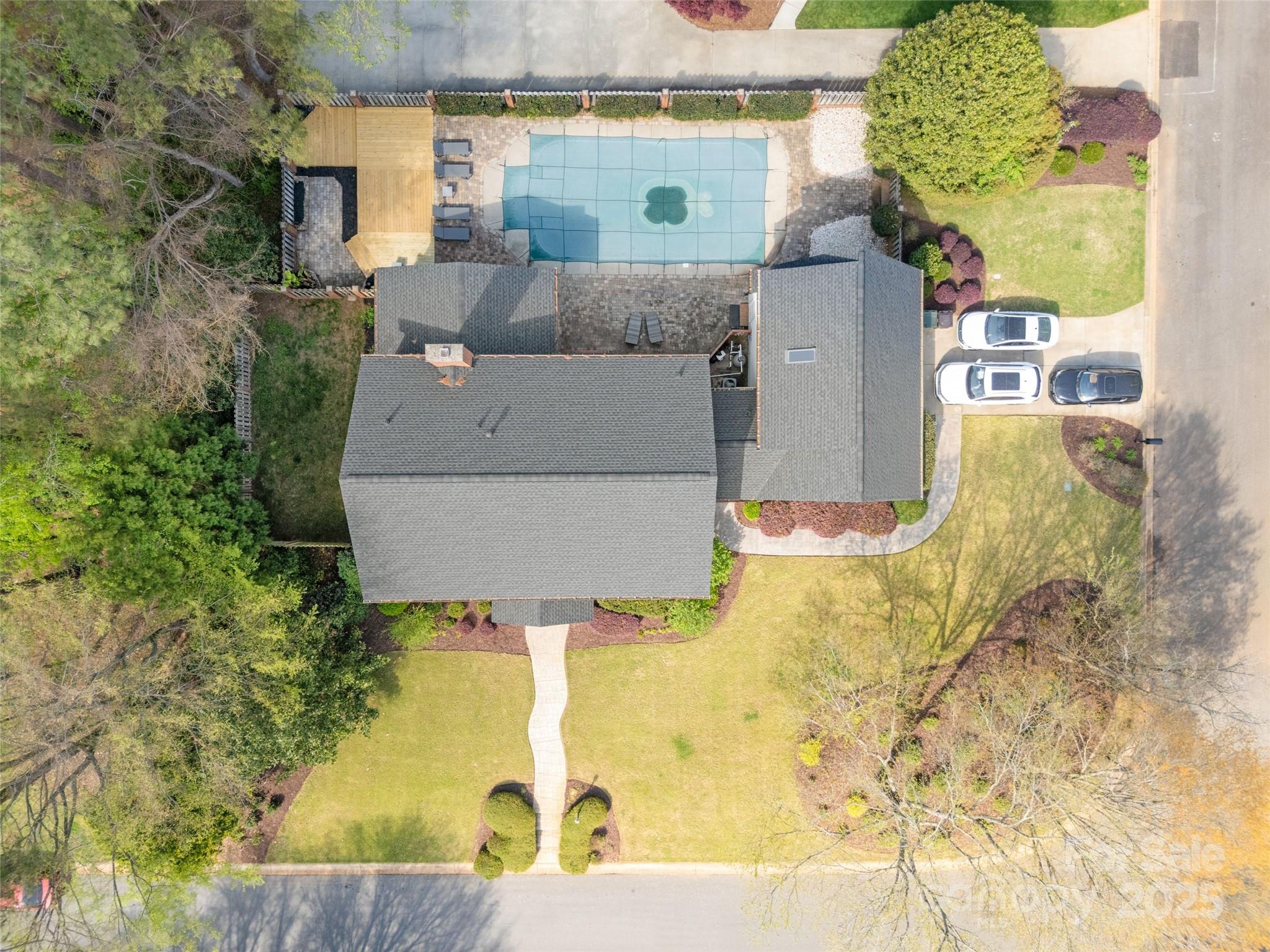 1736 Cavendale Drive