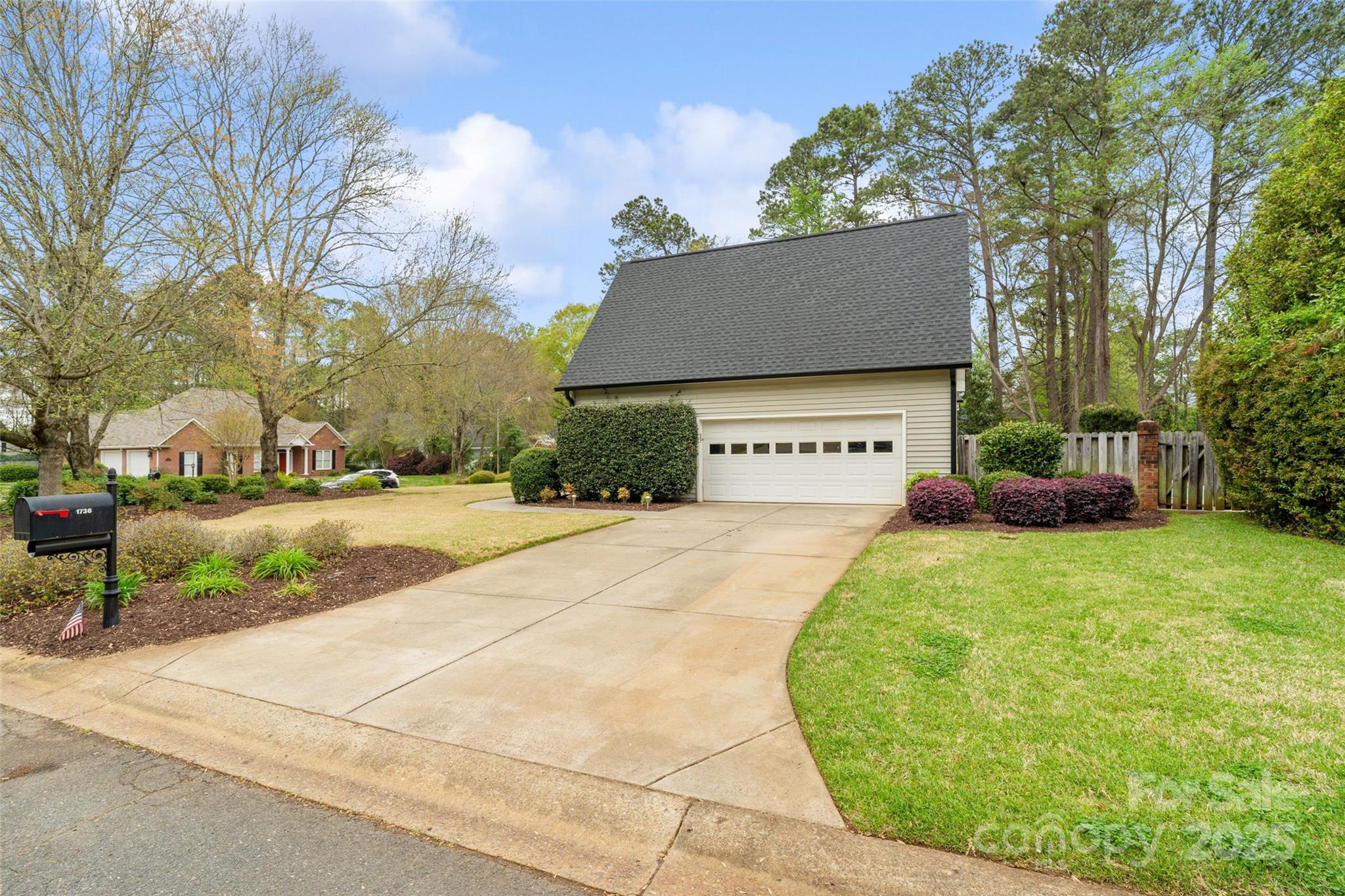1736 Cavendale Drive