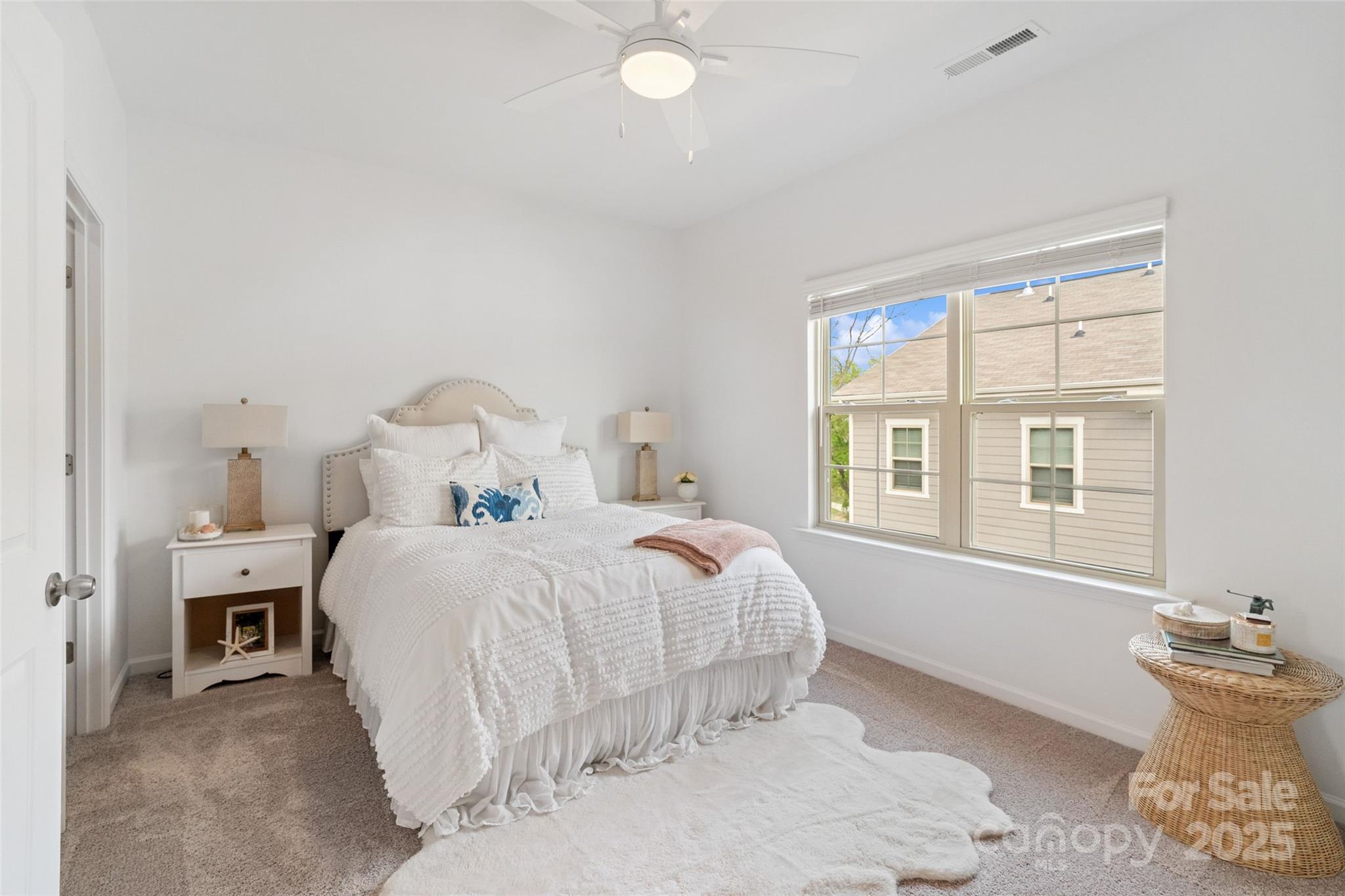 9914 Ainslie Downs Street
