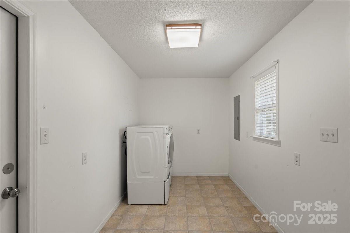 902 Cornelius Road