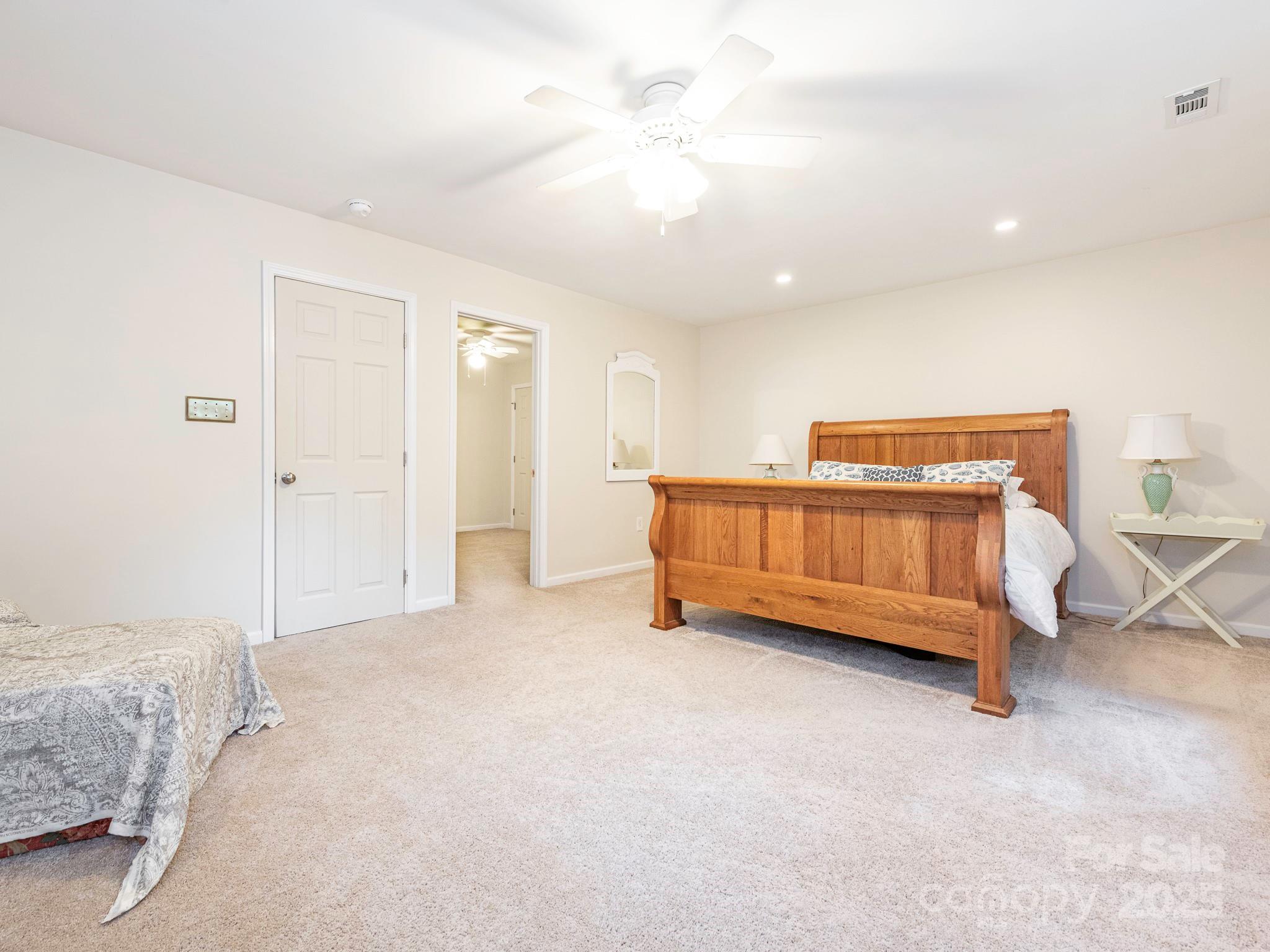 3033 Beech Court