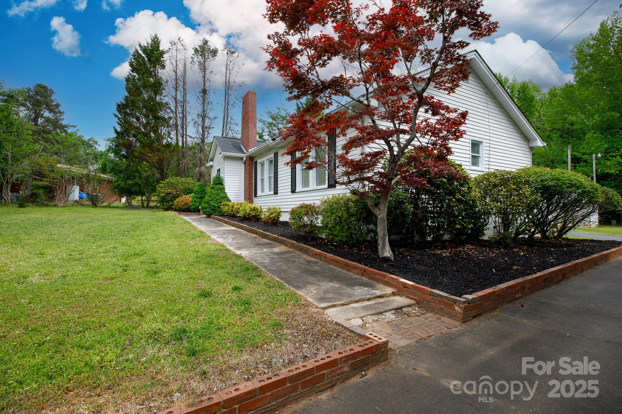 166 Still Avenue