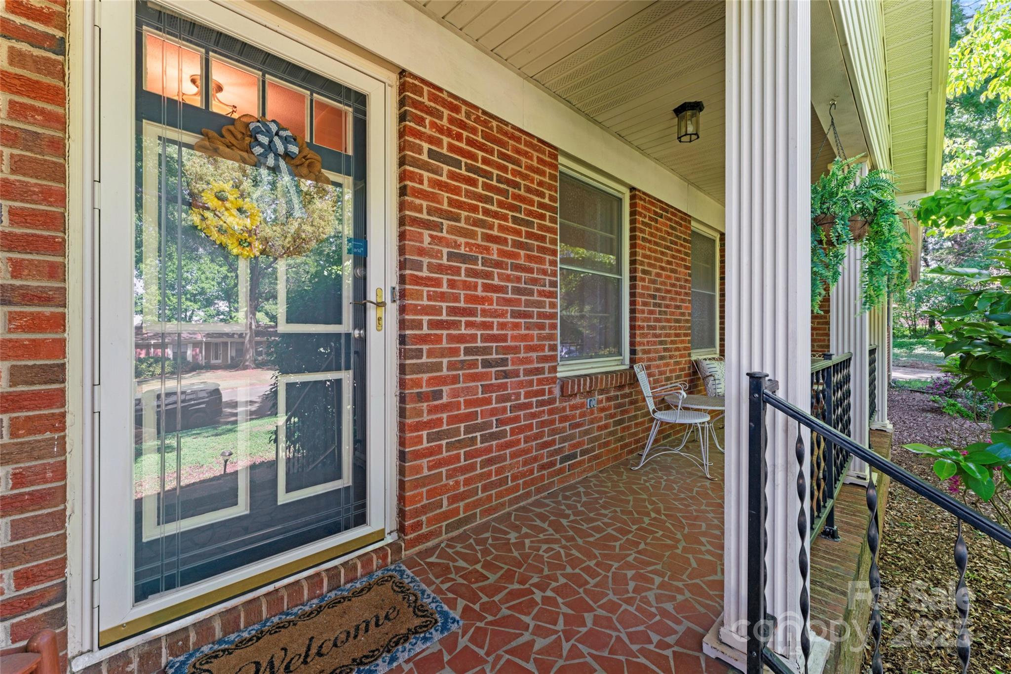 653 Ferndale Drive