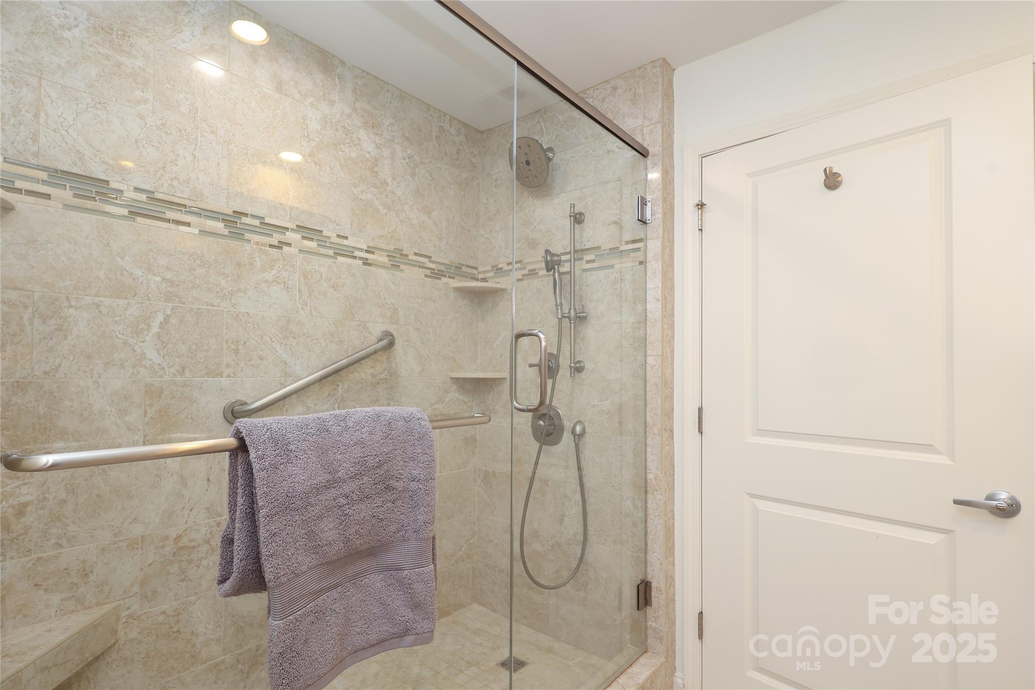 721 Governor Morrison Street Unit: 520