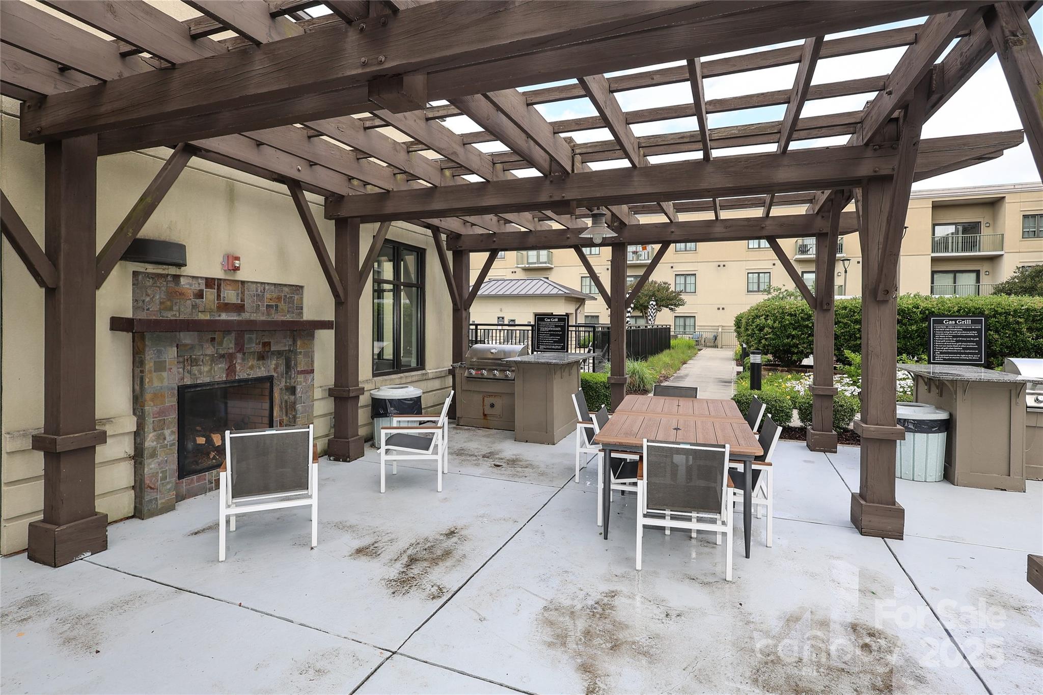 721 Governor Morrison Street Unit: 520