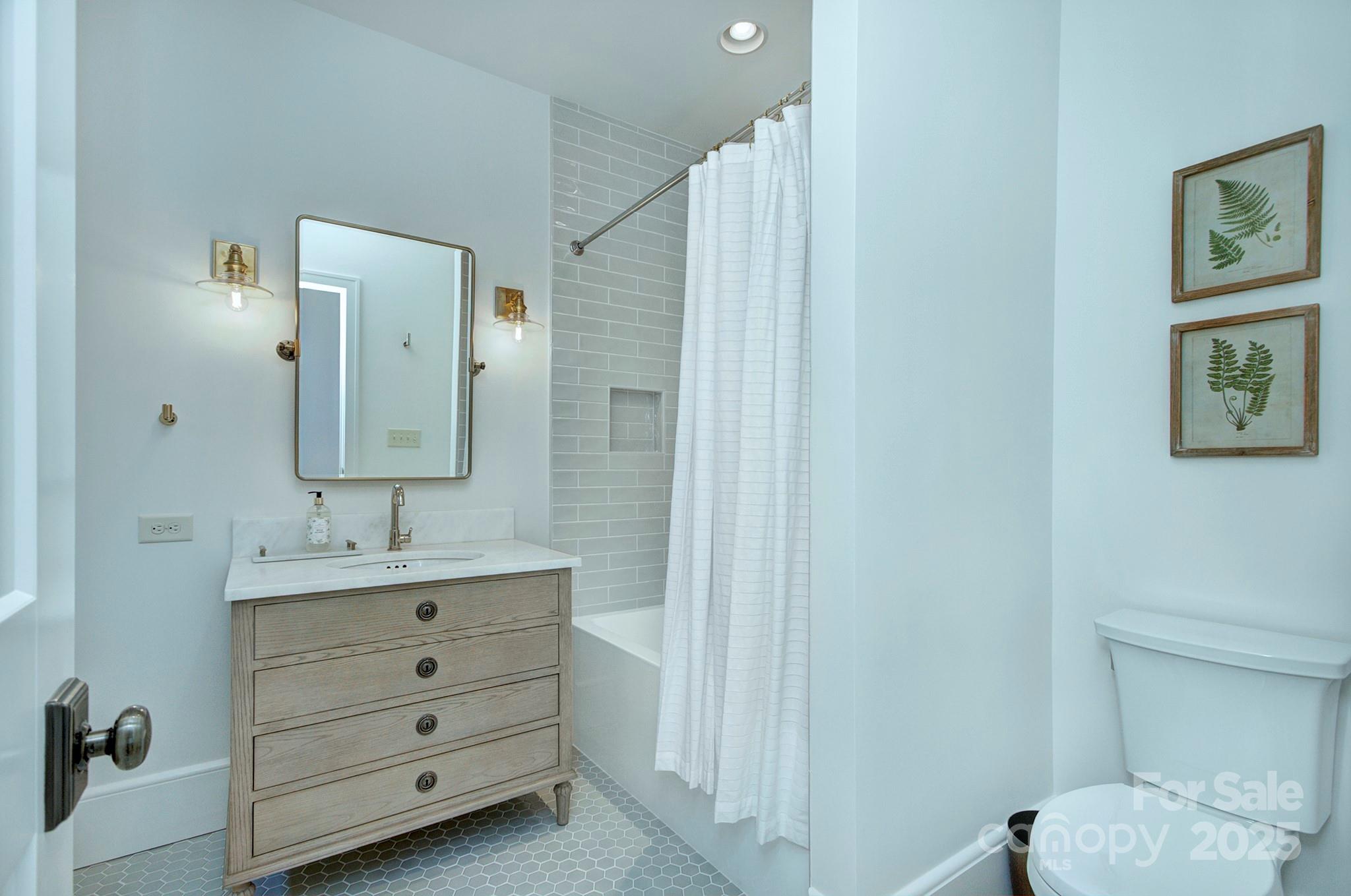 2270 New Gray Rock Road